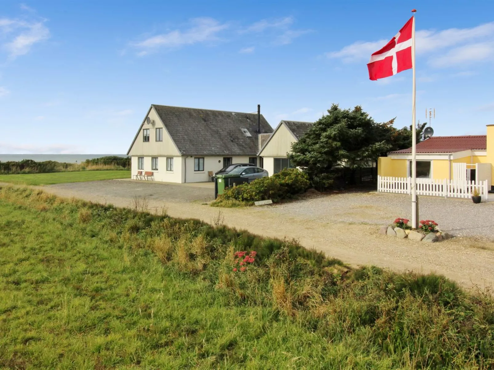 "Larentius" - 200m from the sea-Binnen