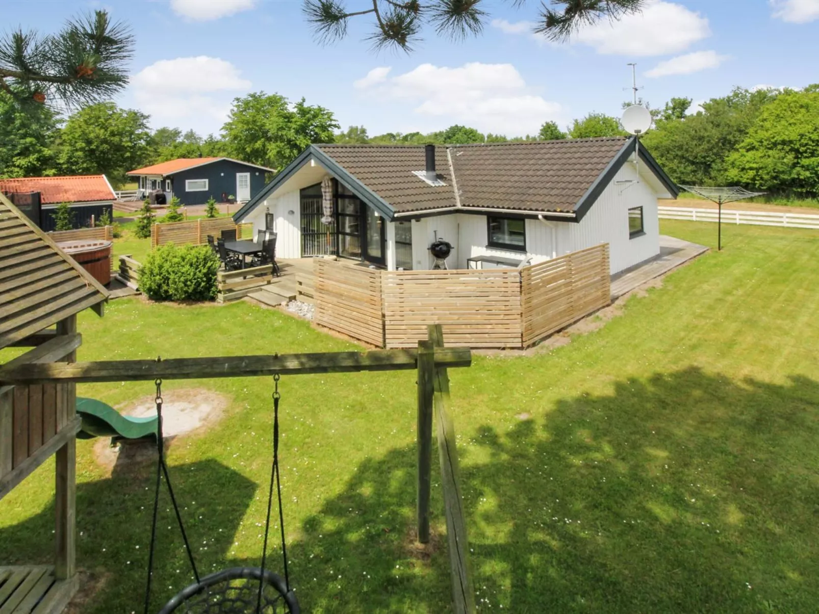 "Truls" - 800m from the sea-Buiten
