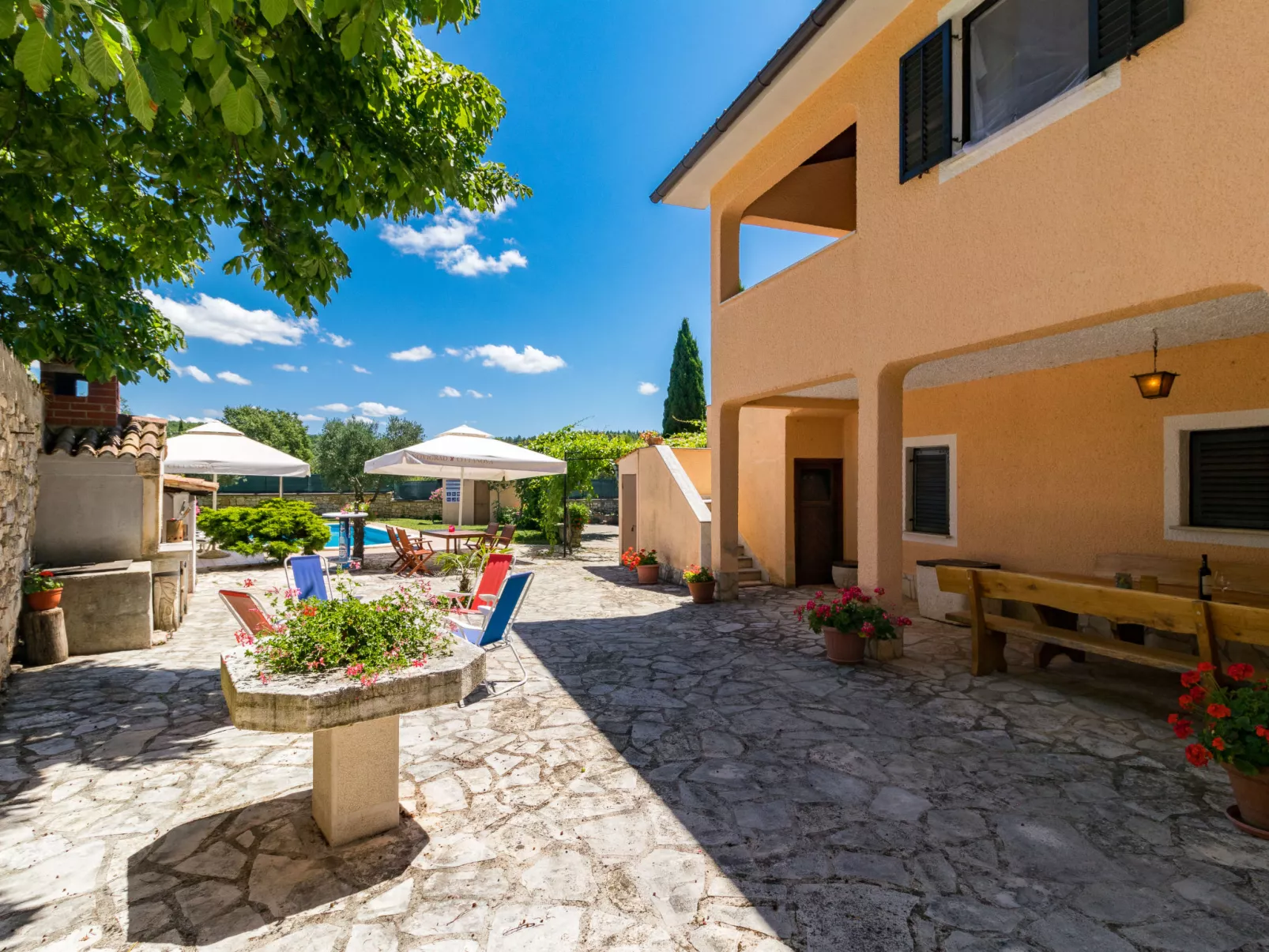 Villa San Giacomo-Buiten