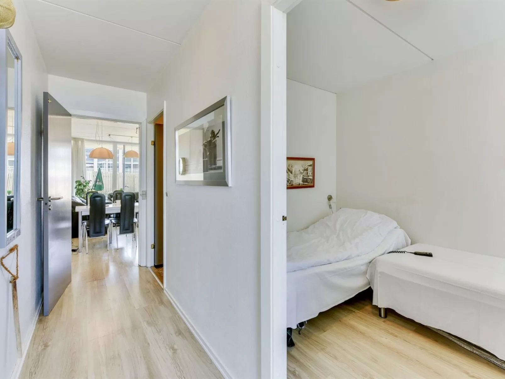 "Marketta" - 250m from the sea-Binnen