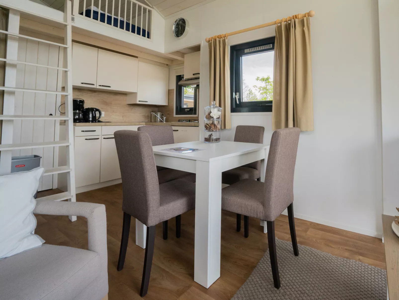 Tiny Lodge 4-Buiten