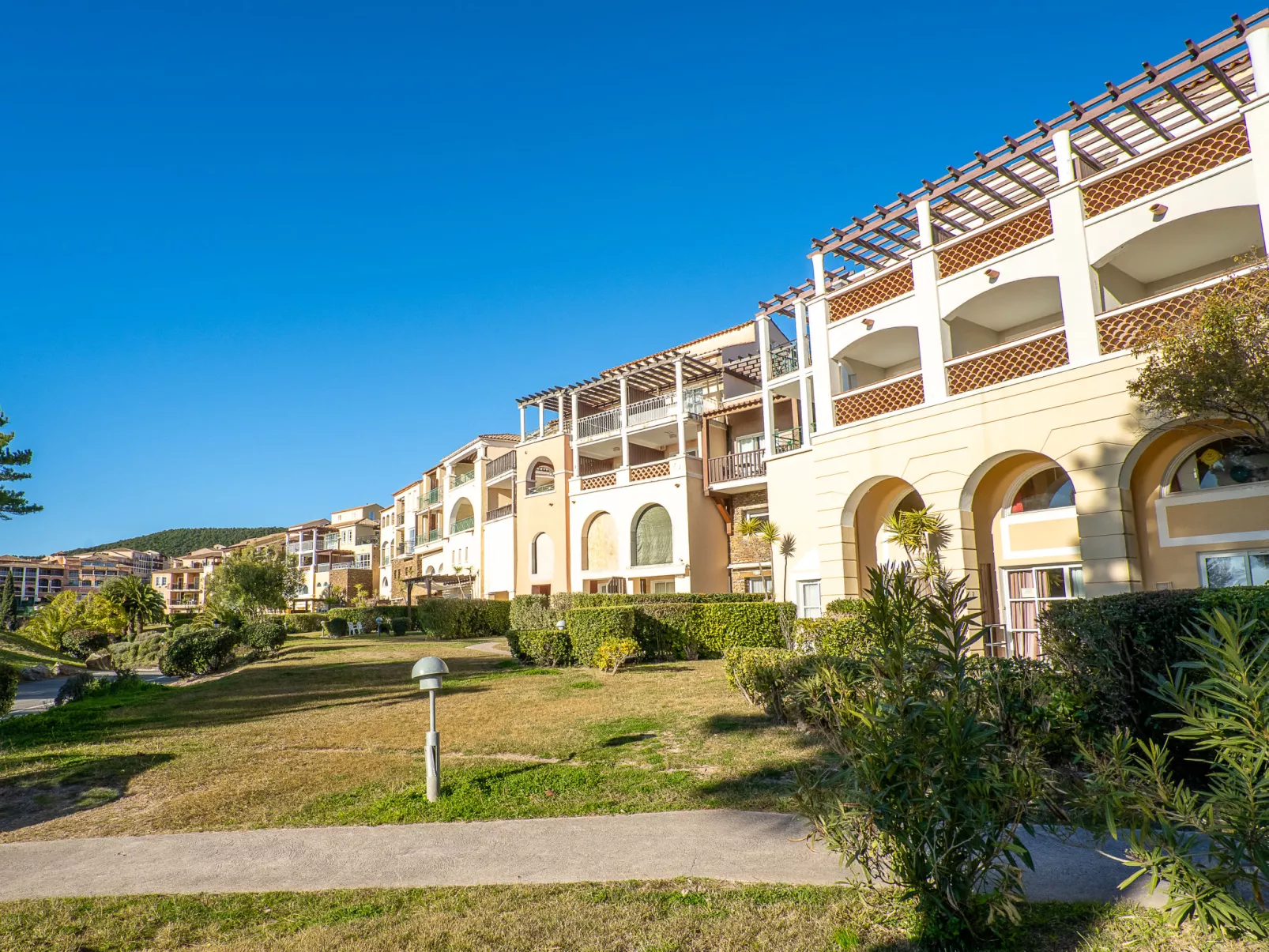 Village Cap Estérel - Les Bastides-Buiten