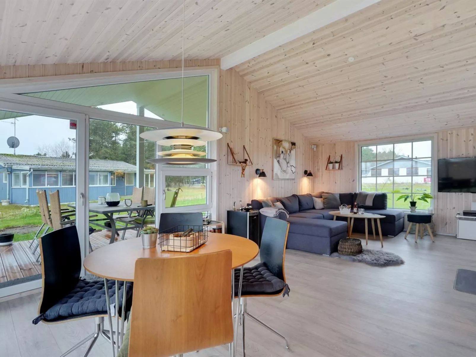 "Erna" - 400m from the sea-Binnen