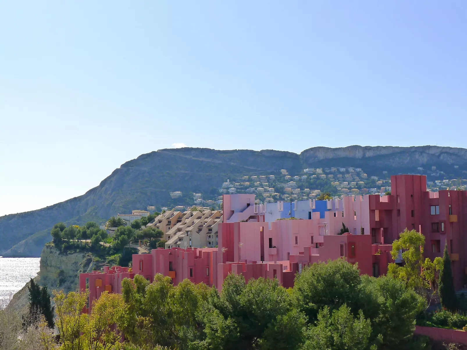 Muralla Roja-Buiten