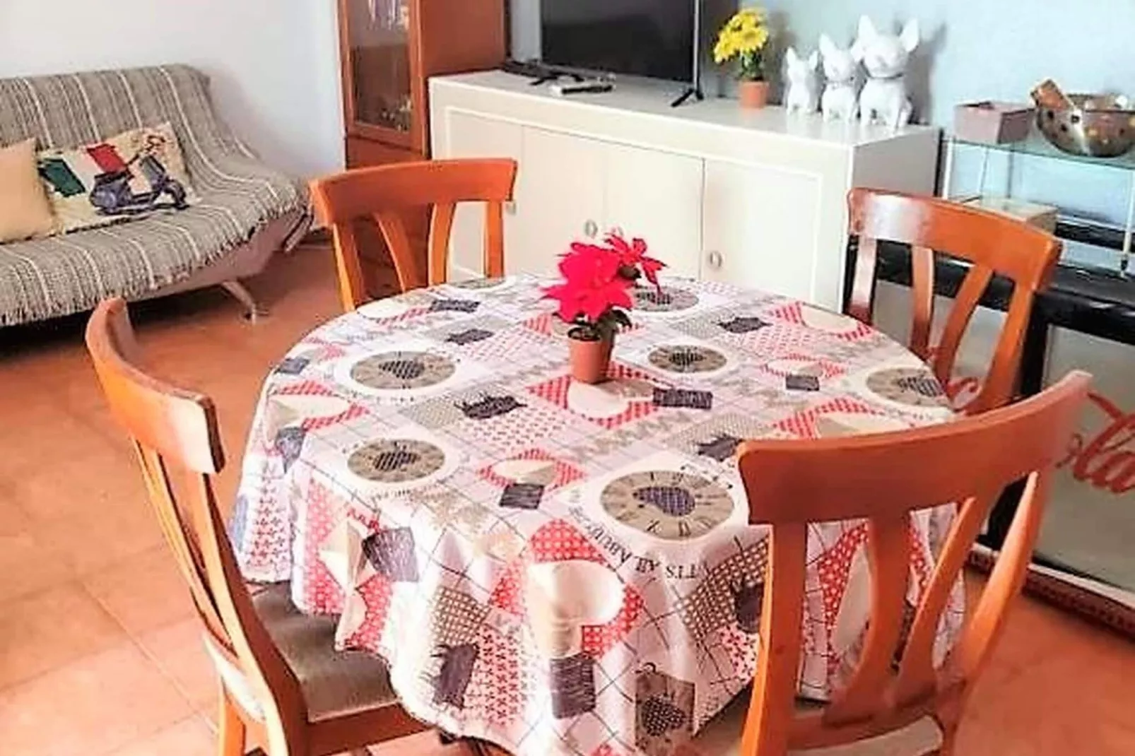 Natura Casa con patio privado 6 pax-Eetkamer