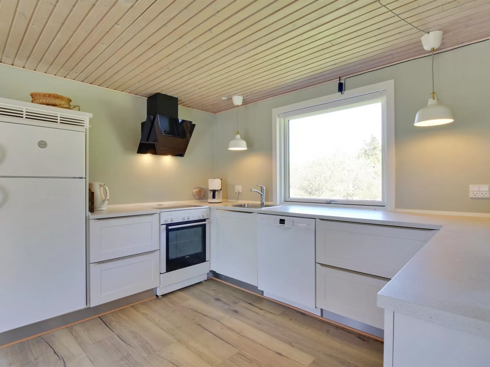 "Solborg" - 400m from the sea-Binnen
