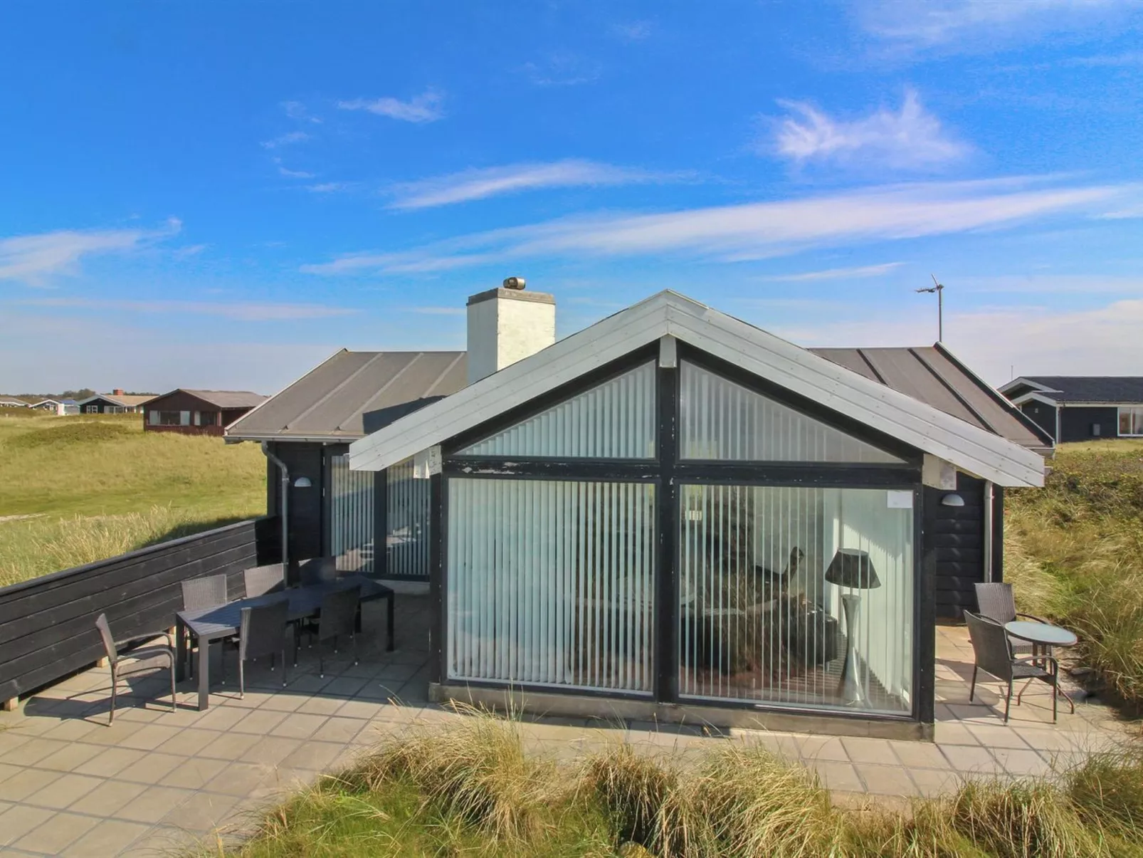 "Antonie" - 95m from the sea-Buiten
