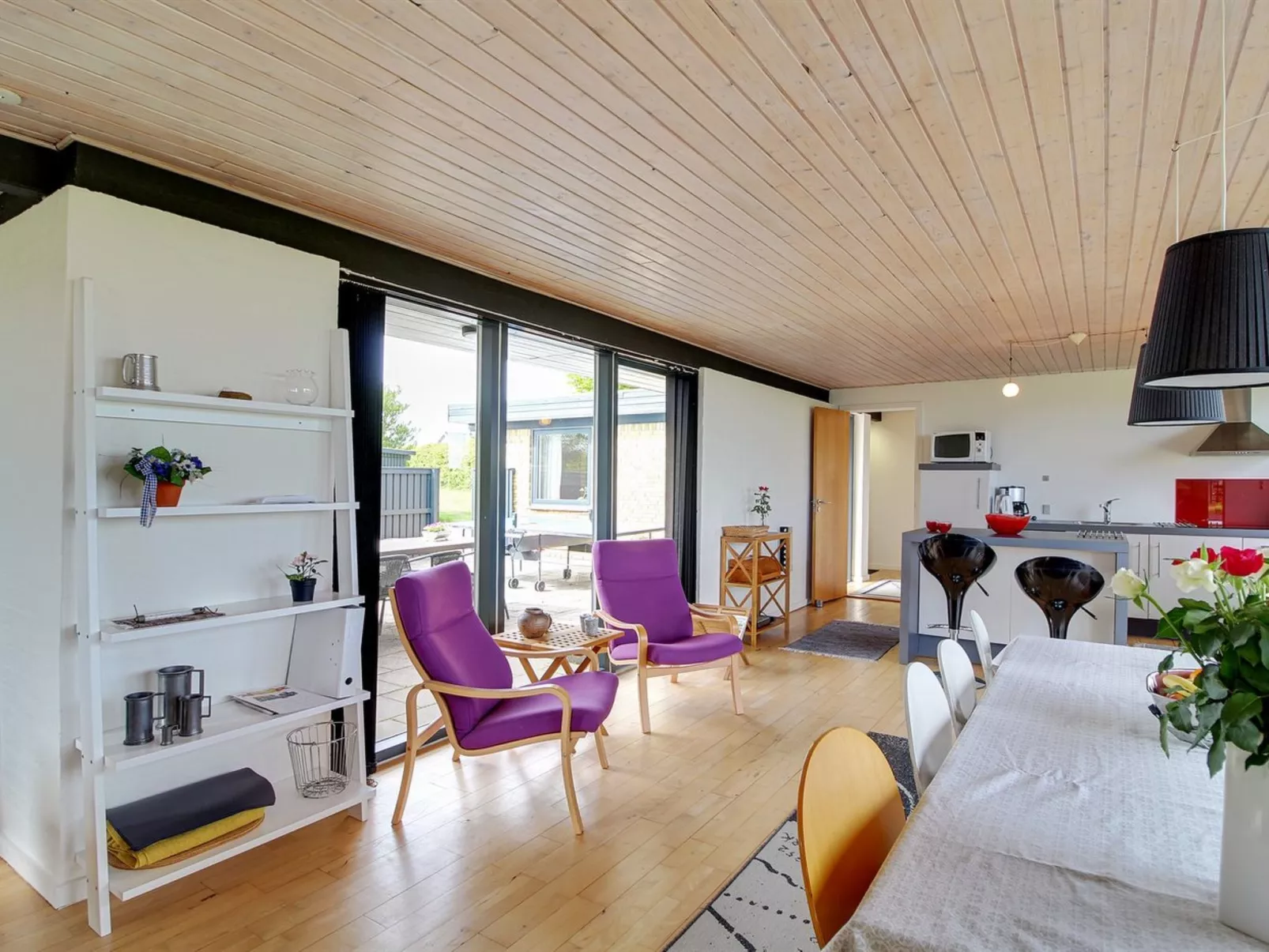 "Kiowa" - 100m from the sea-Buiten