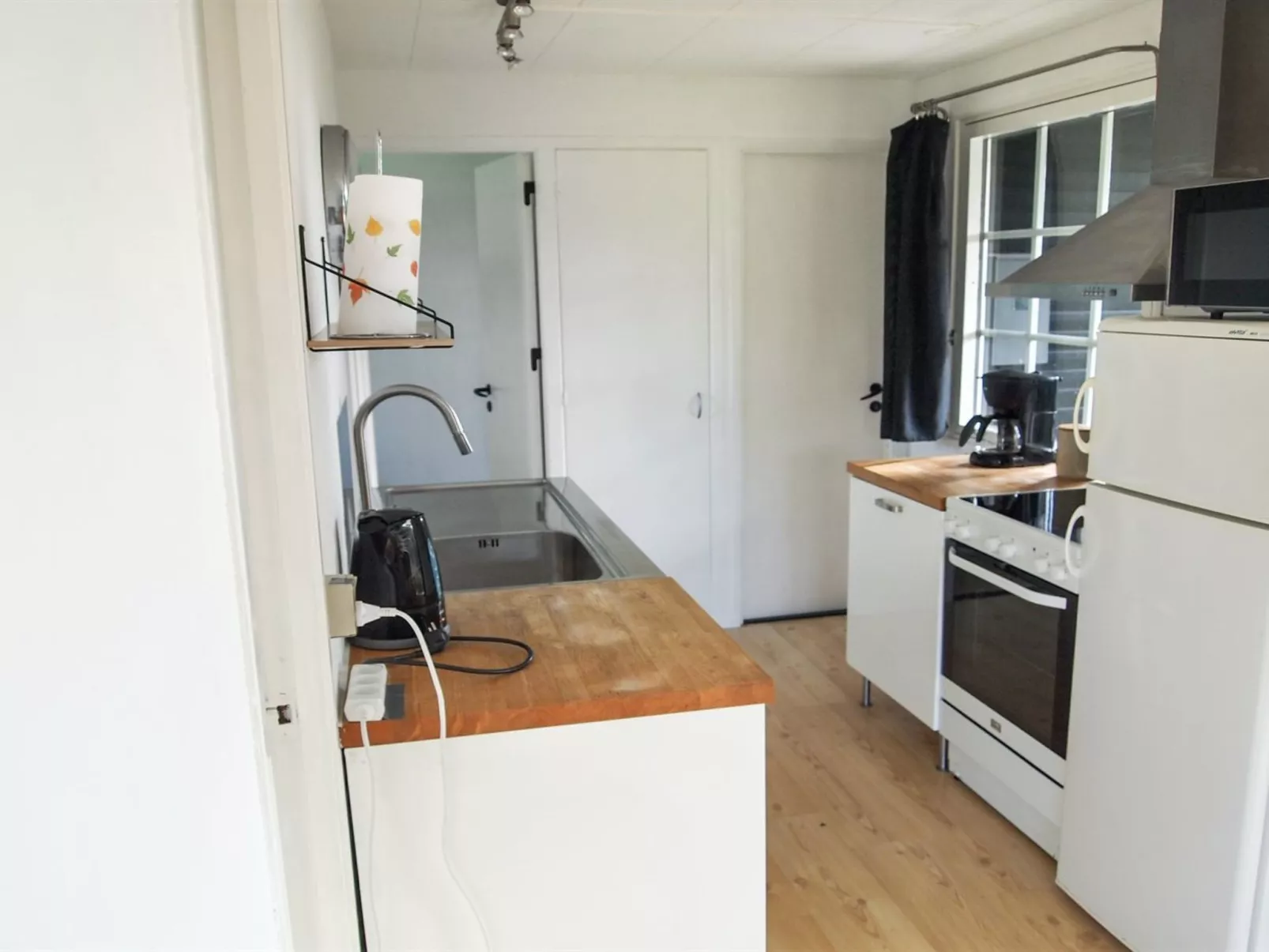 "Ady" - 150m from the sea-Binnen