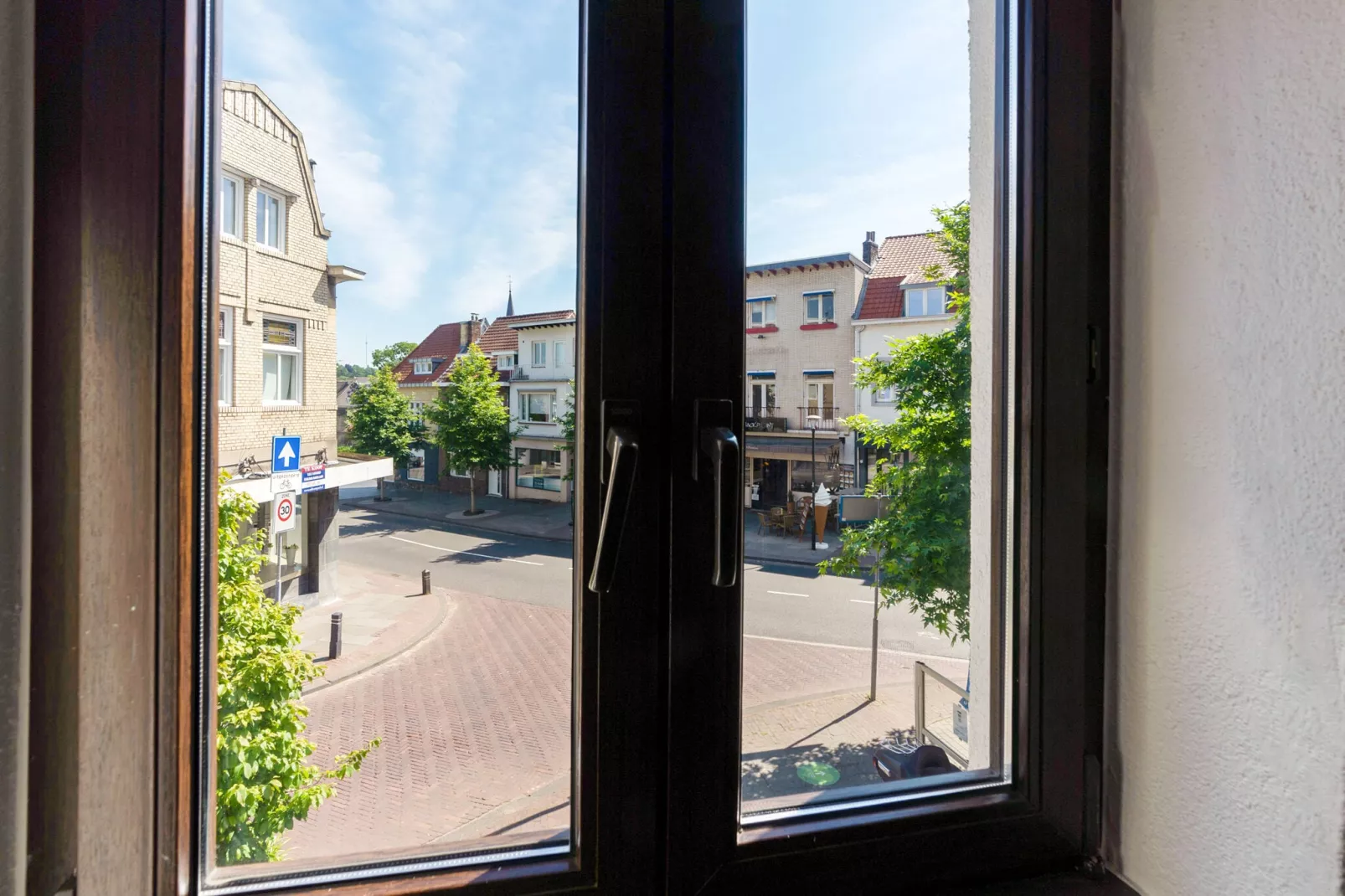 Plenkertstraat Valkenburg-Uitzicht zomer