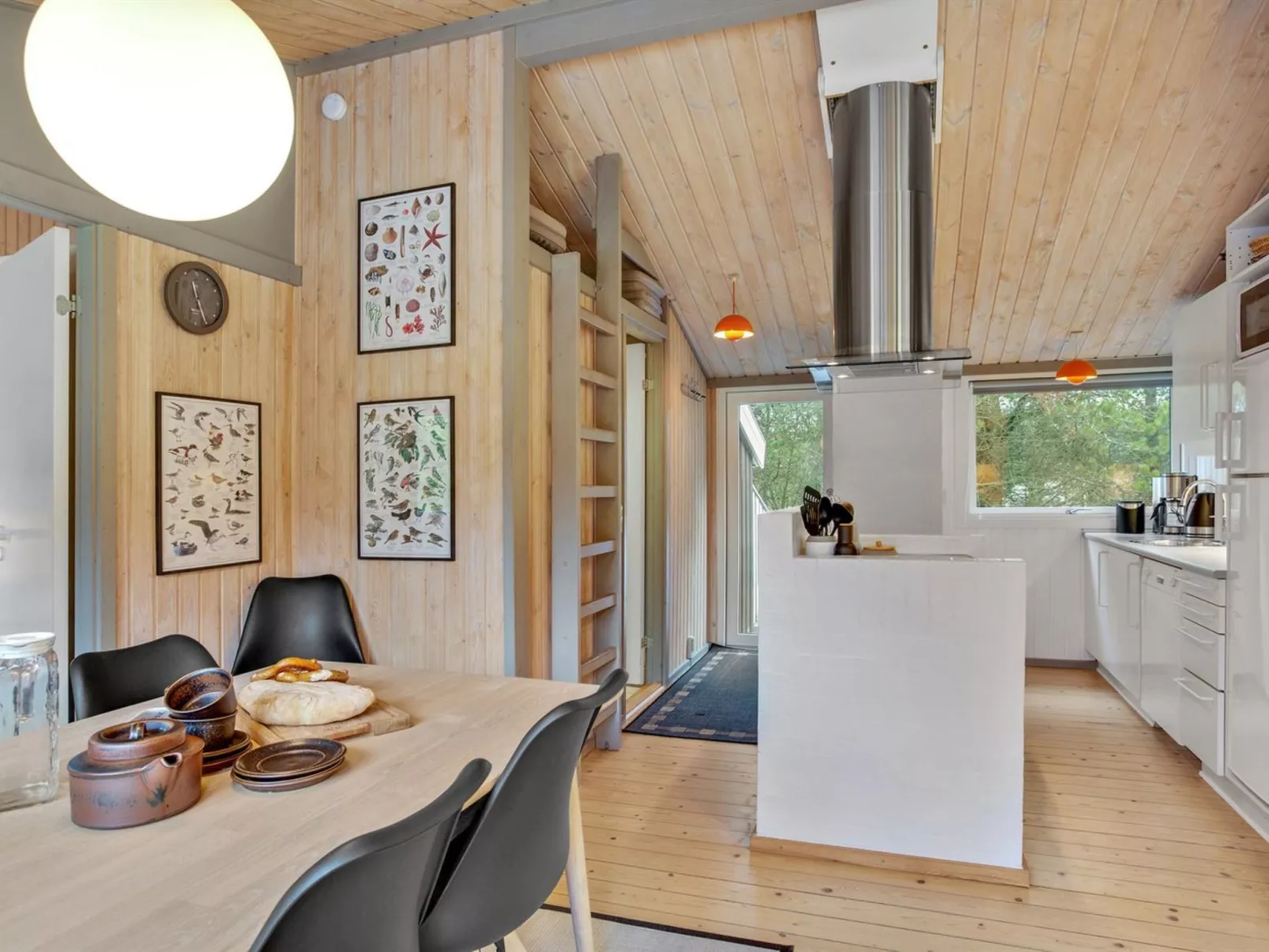 "Algut" - 750m from the sea-Binnen