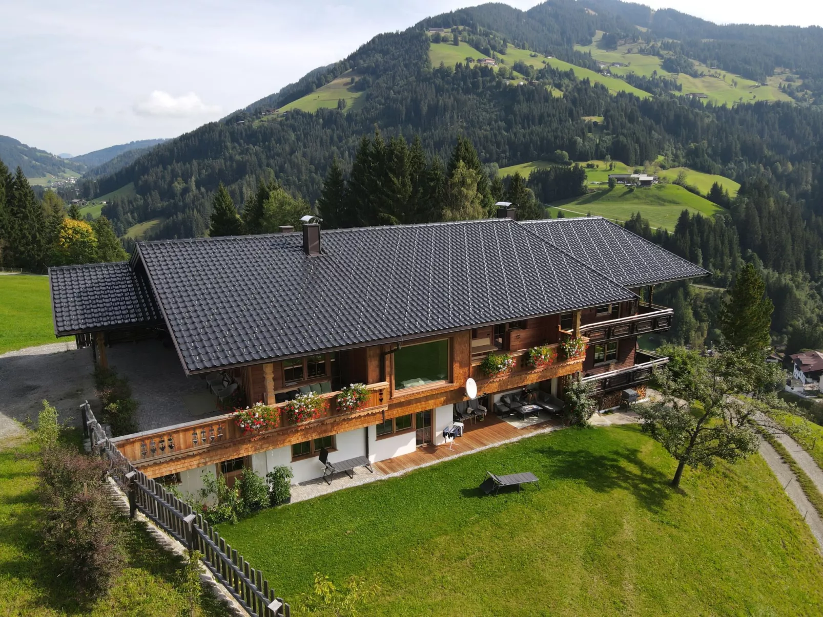 Chalet Edelweiß-Buiten