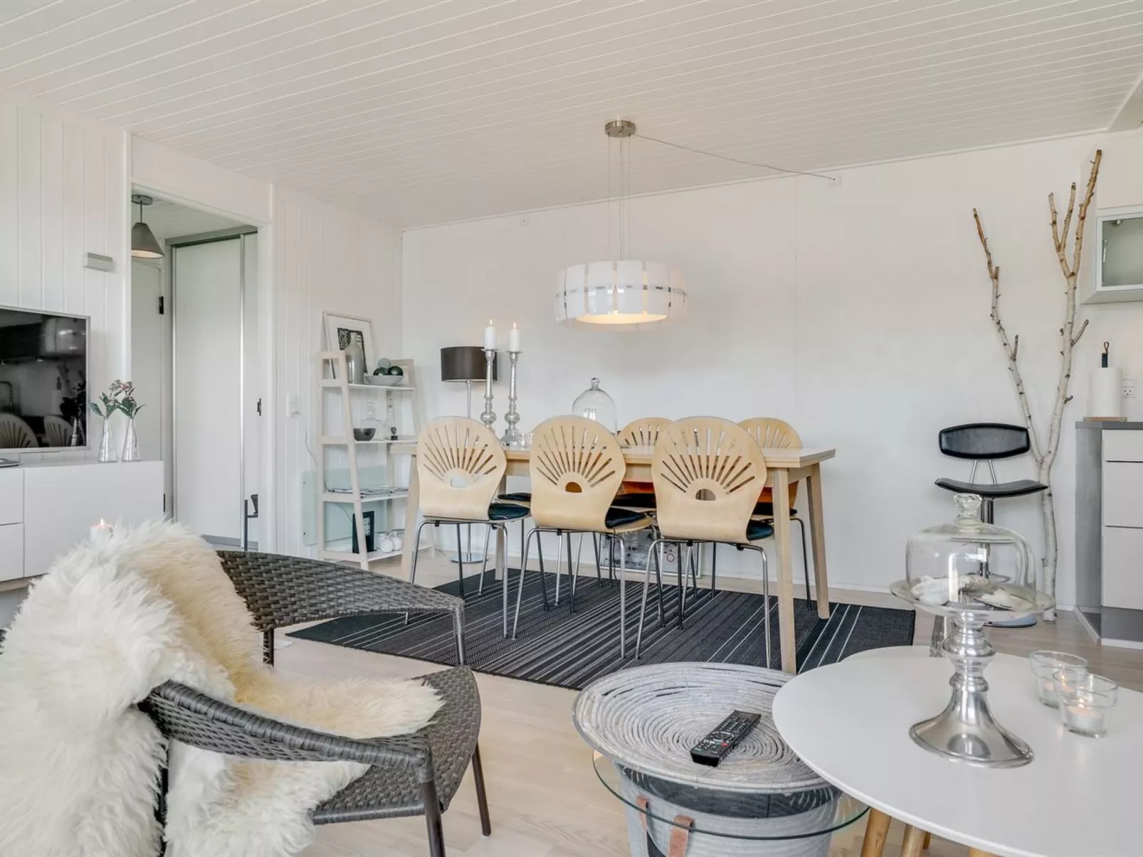 "Tarvo" - 500m from the sea-Binnen