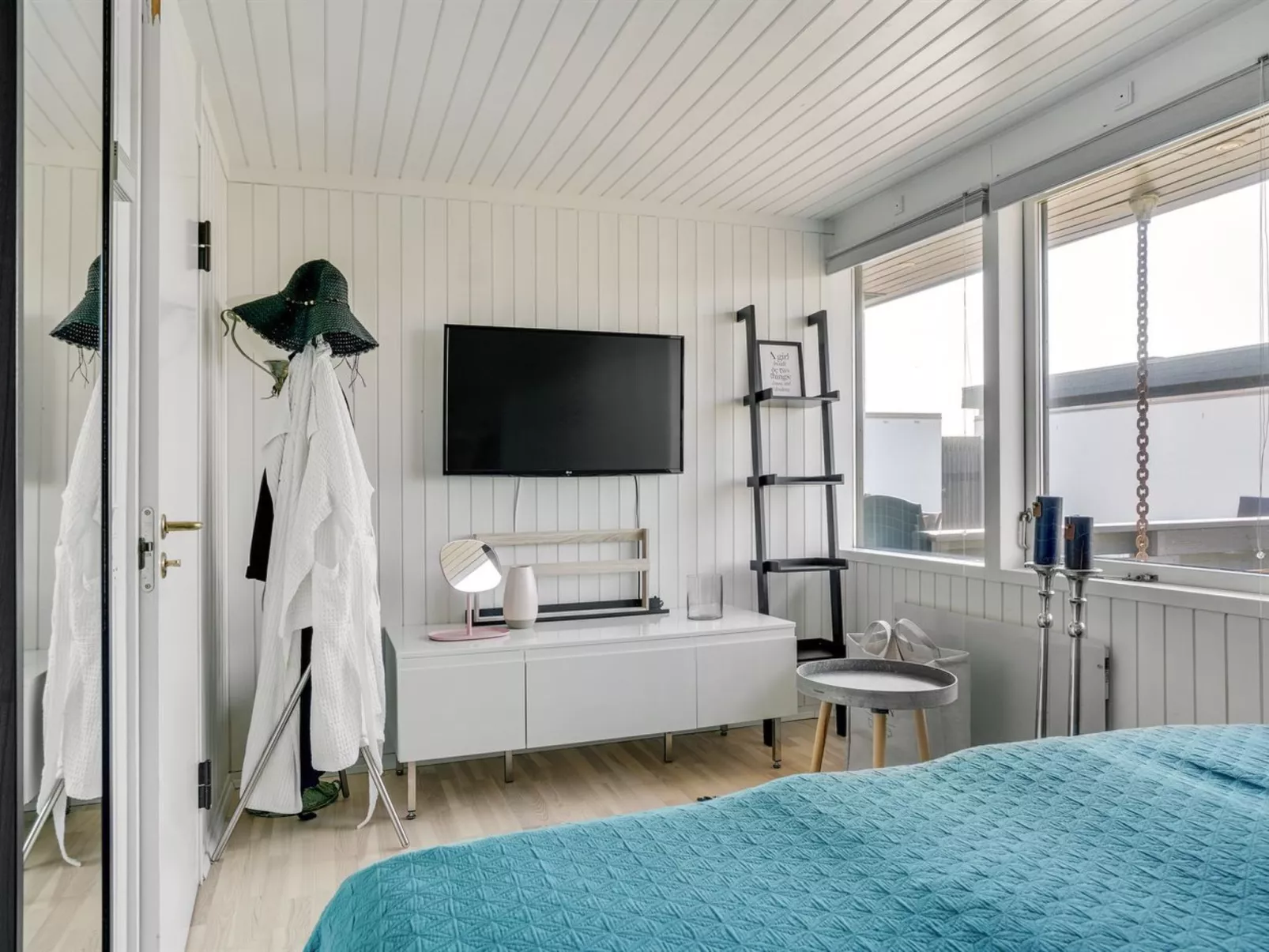 "Tarvo" - 500m from the sea-Binnen