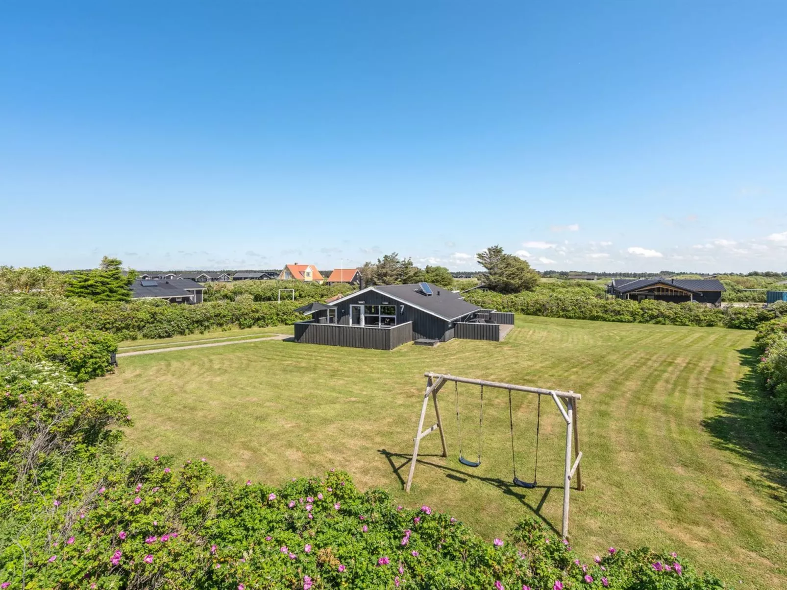 "Biarni" - 300m from the sea-Buiten