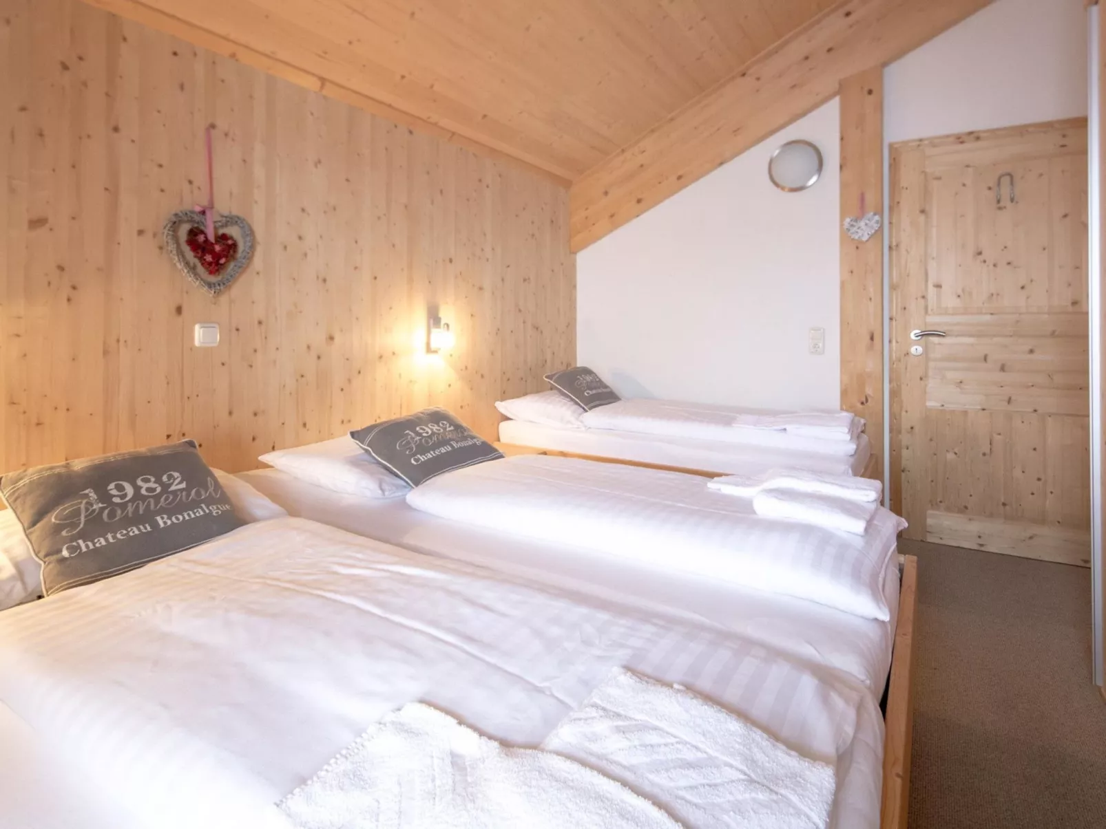 #1 mit IR-Sauna&Sprudelbad innen-Binnen