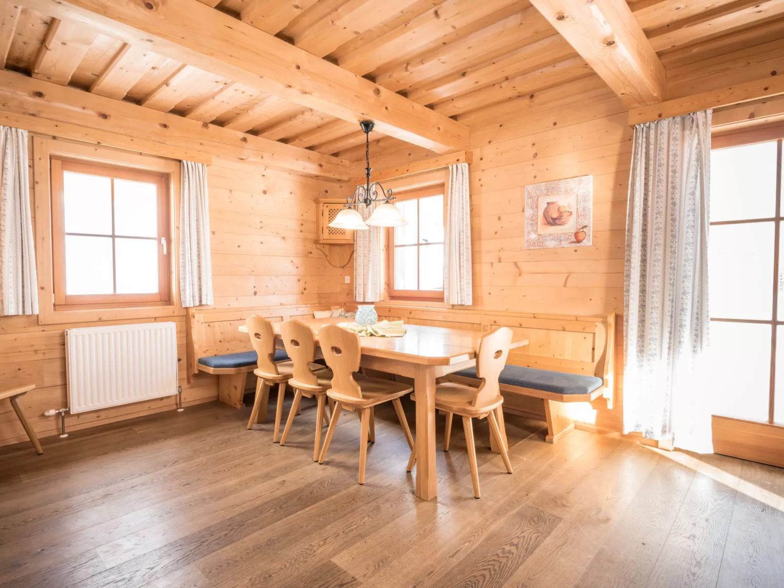 Fredis Hütte-Binnen