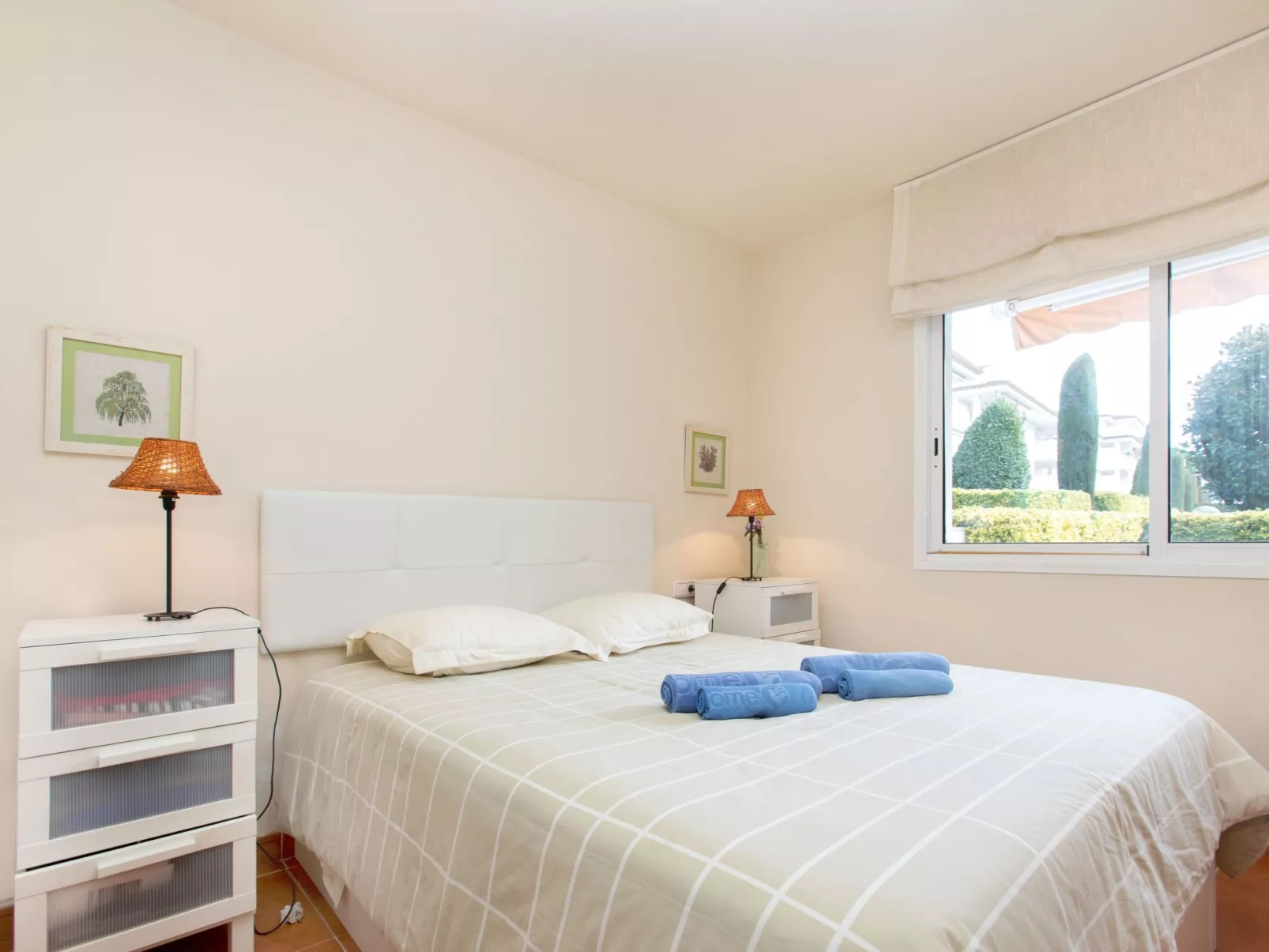 GreenMar B Down/bajo acceso piscina/Pool-Binnen