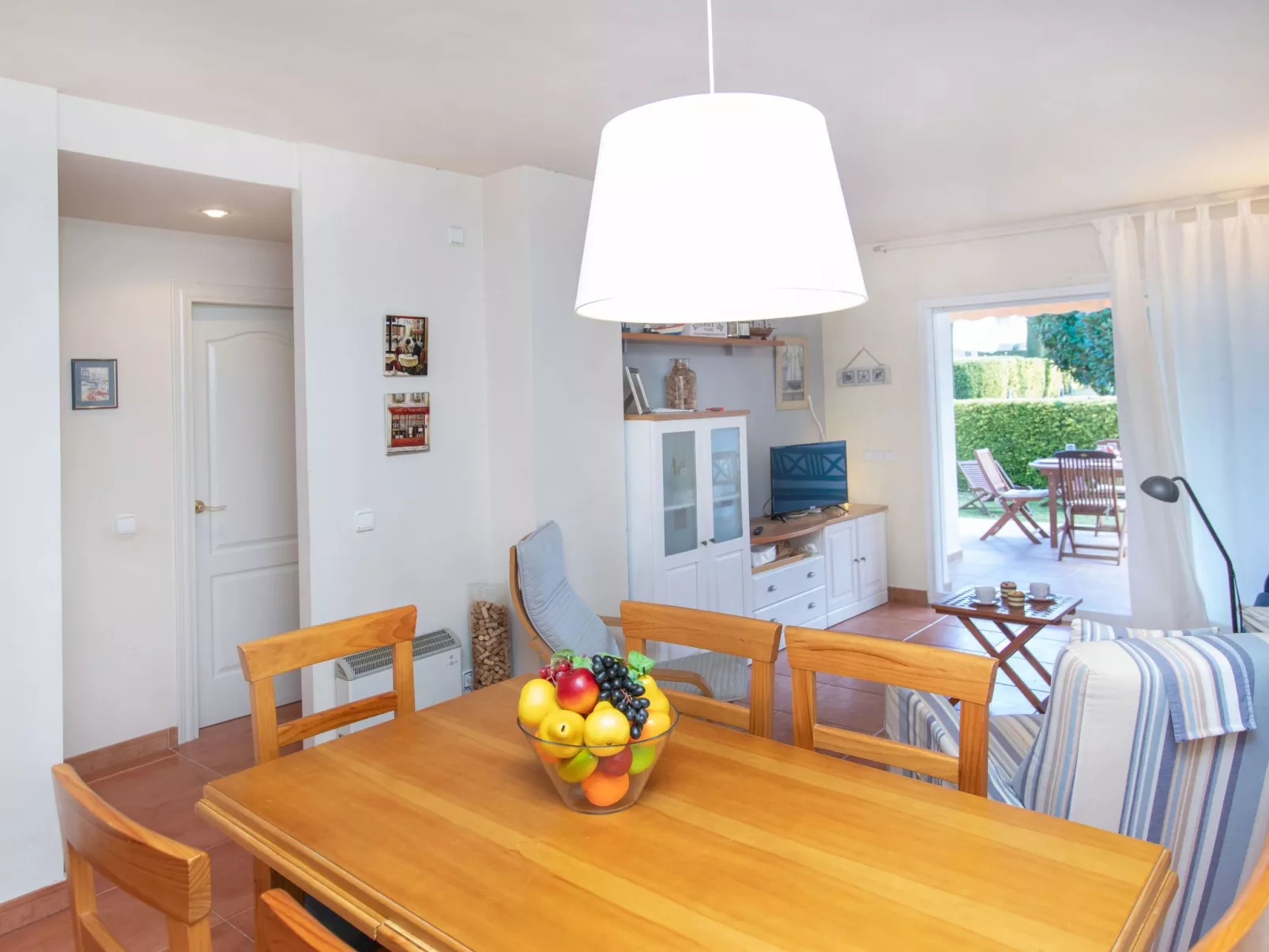 GreenMar B Down/bajo acceso piscina/Pool-Binnen