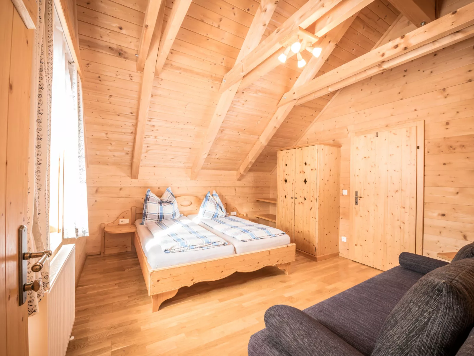 Fredis Hütte-Binnen