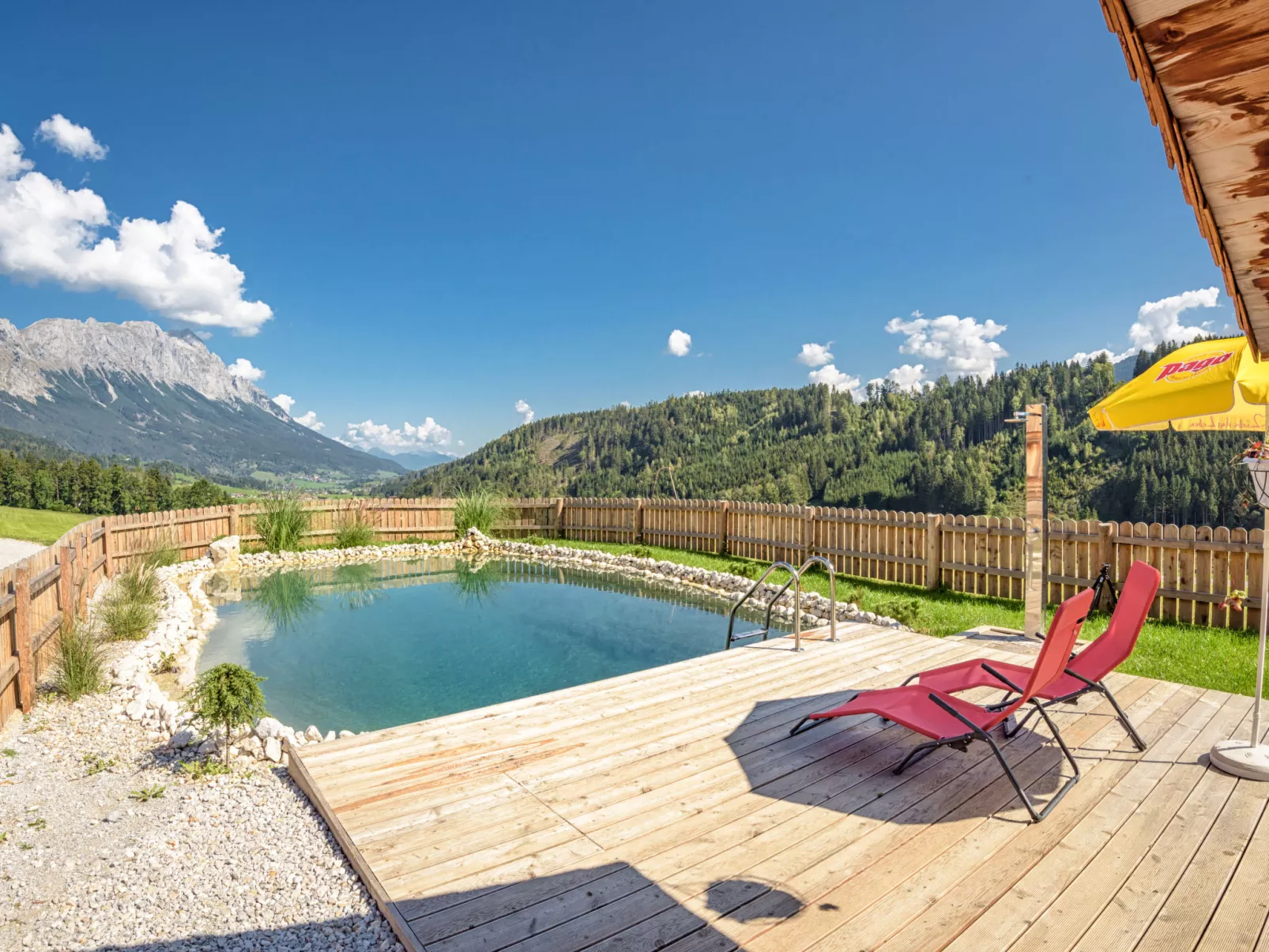 Fredis Hütte-Buiten