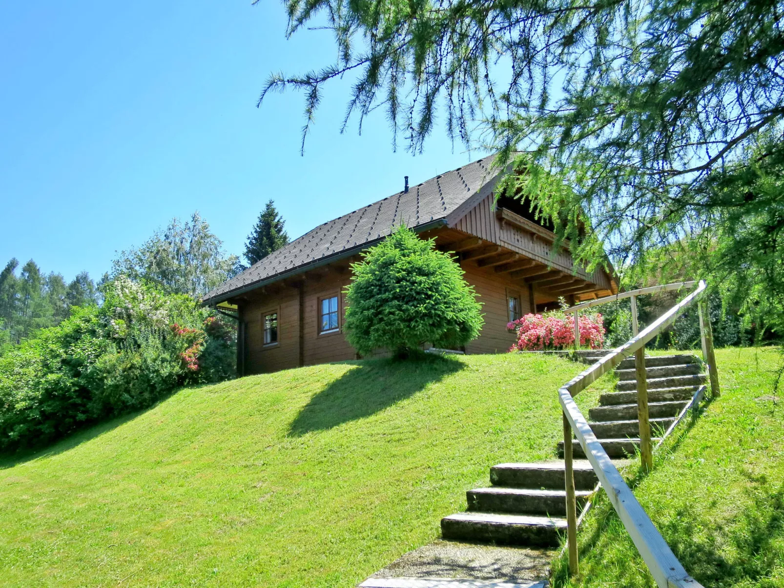Simons Blockhütte-Buiten