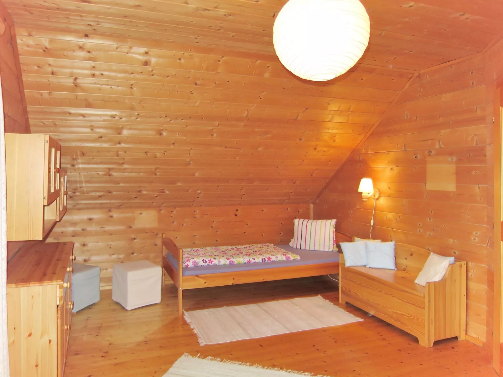 Simons Blockhütte-Binnen