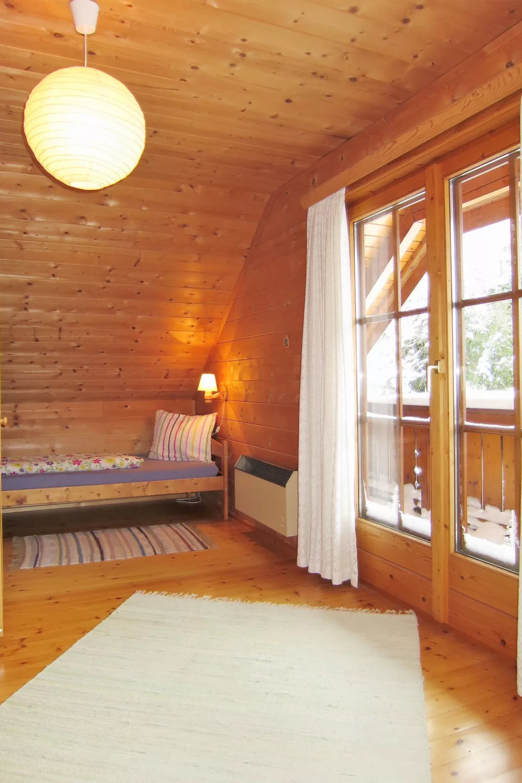 Simons Blockhütte-Binnen