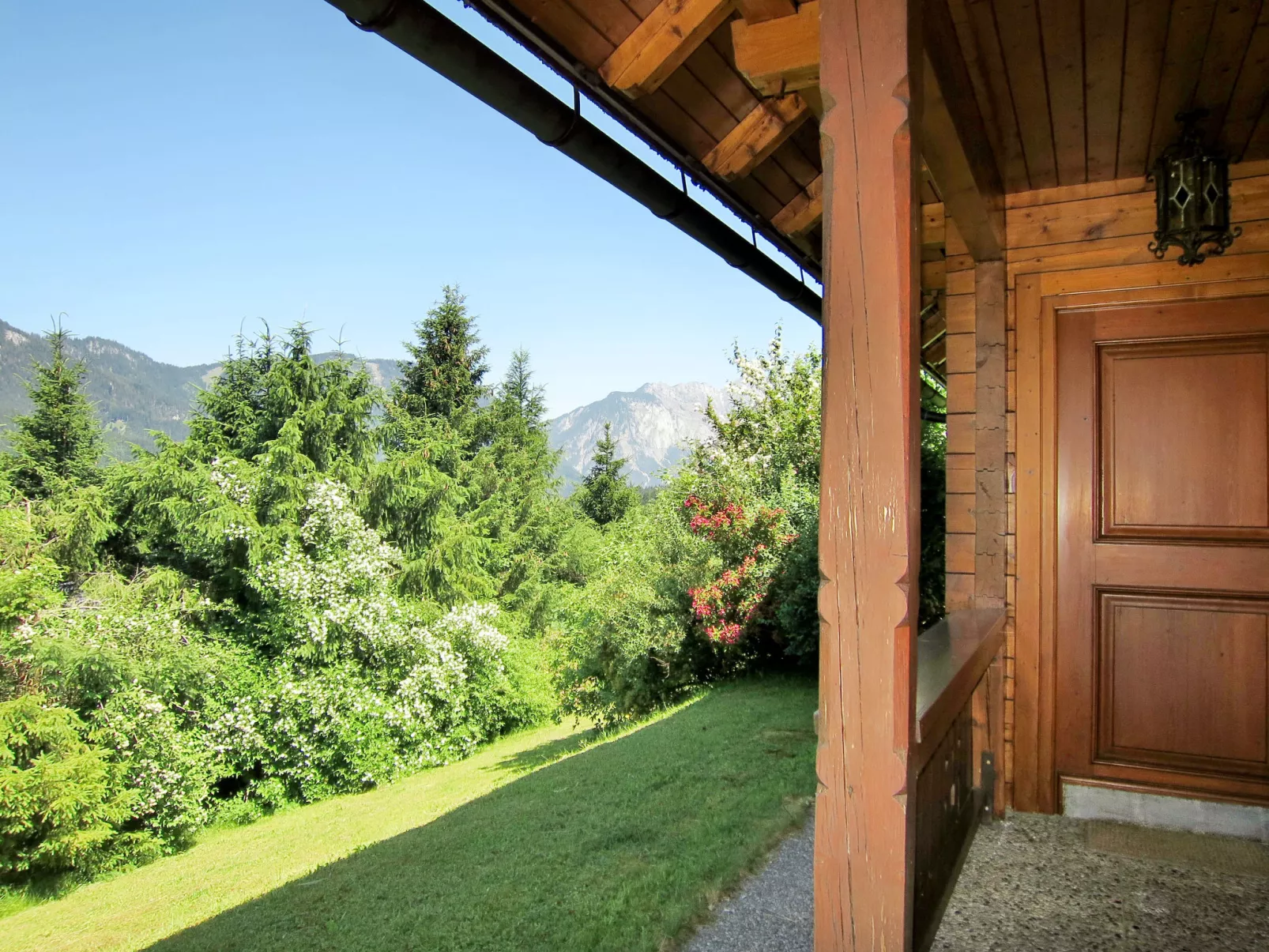 Simons Blockhütte-Buiten