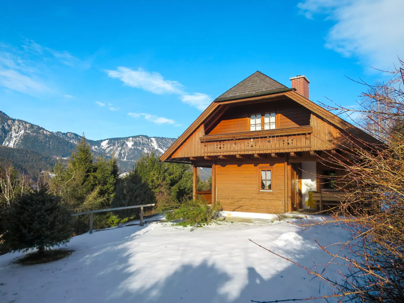 Simons Blockhütte-Buiten