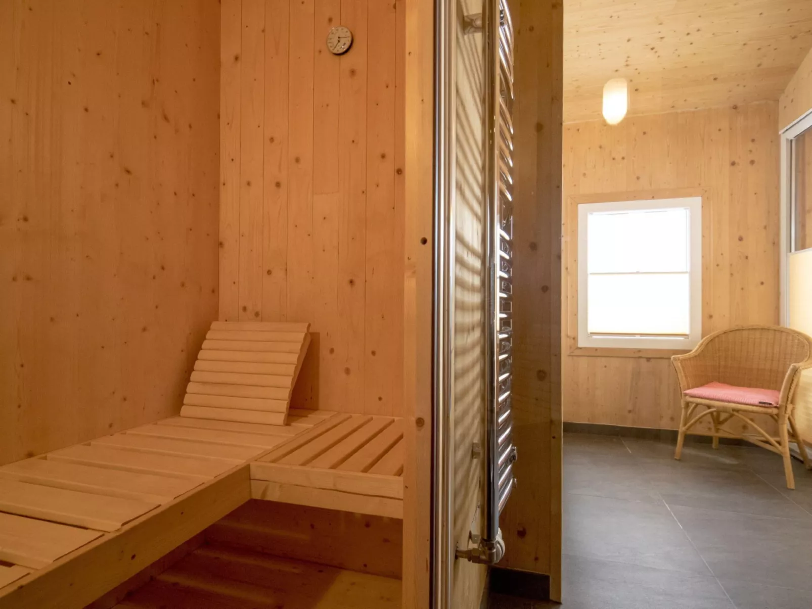 #36 mit Sauna und Sprudelbad Innen-Binnen