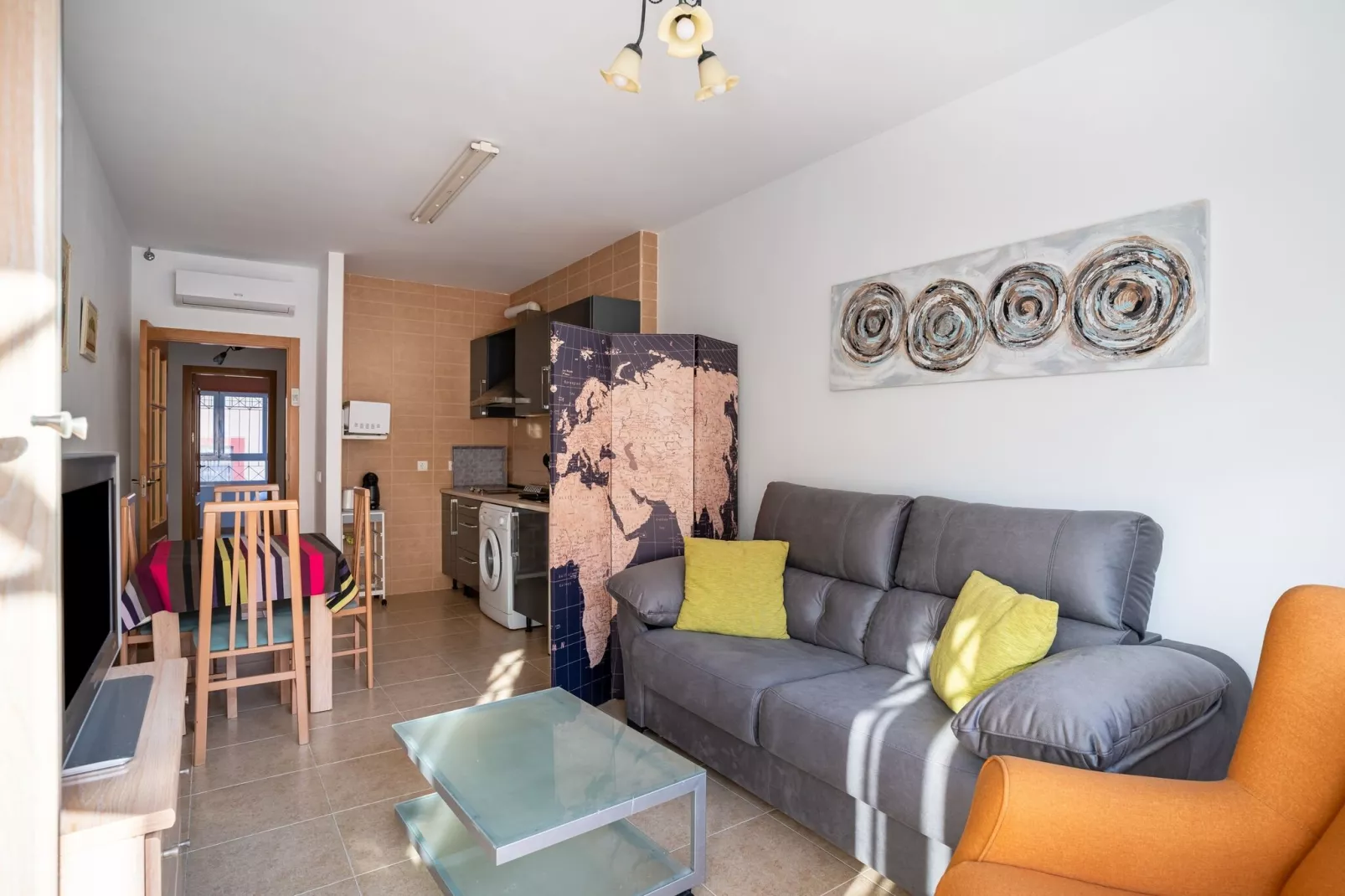 Coqueto apartamento en Aguadulce-Woonkamer