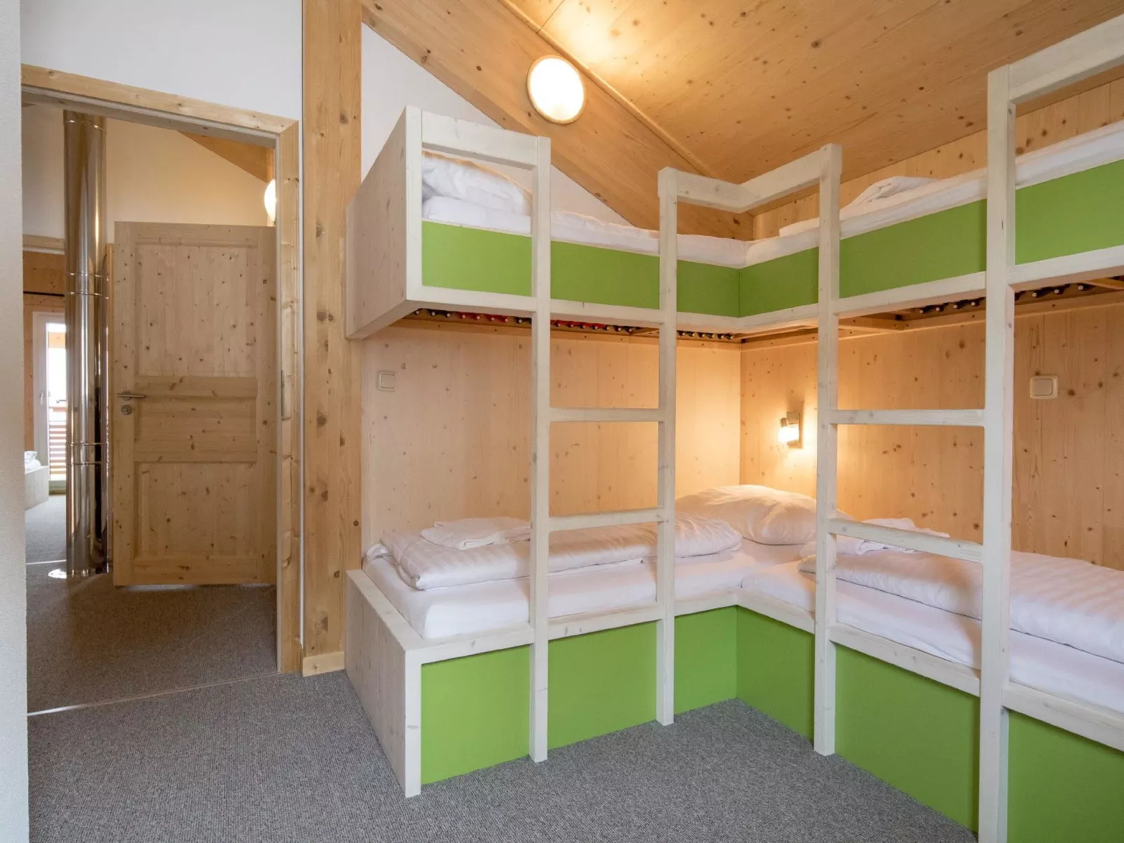 47# mit IR-Sauna& Sprudelbad Innen-Binnen