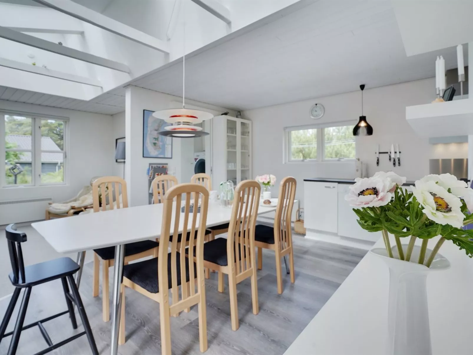 "Lella" - 2.3km from the sea-Binnen