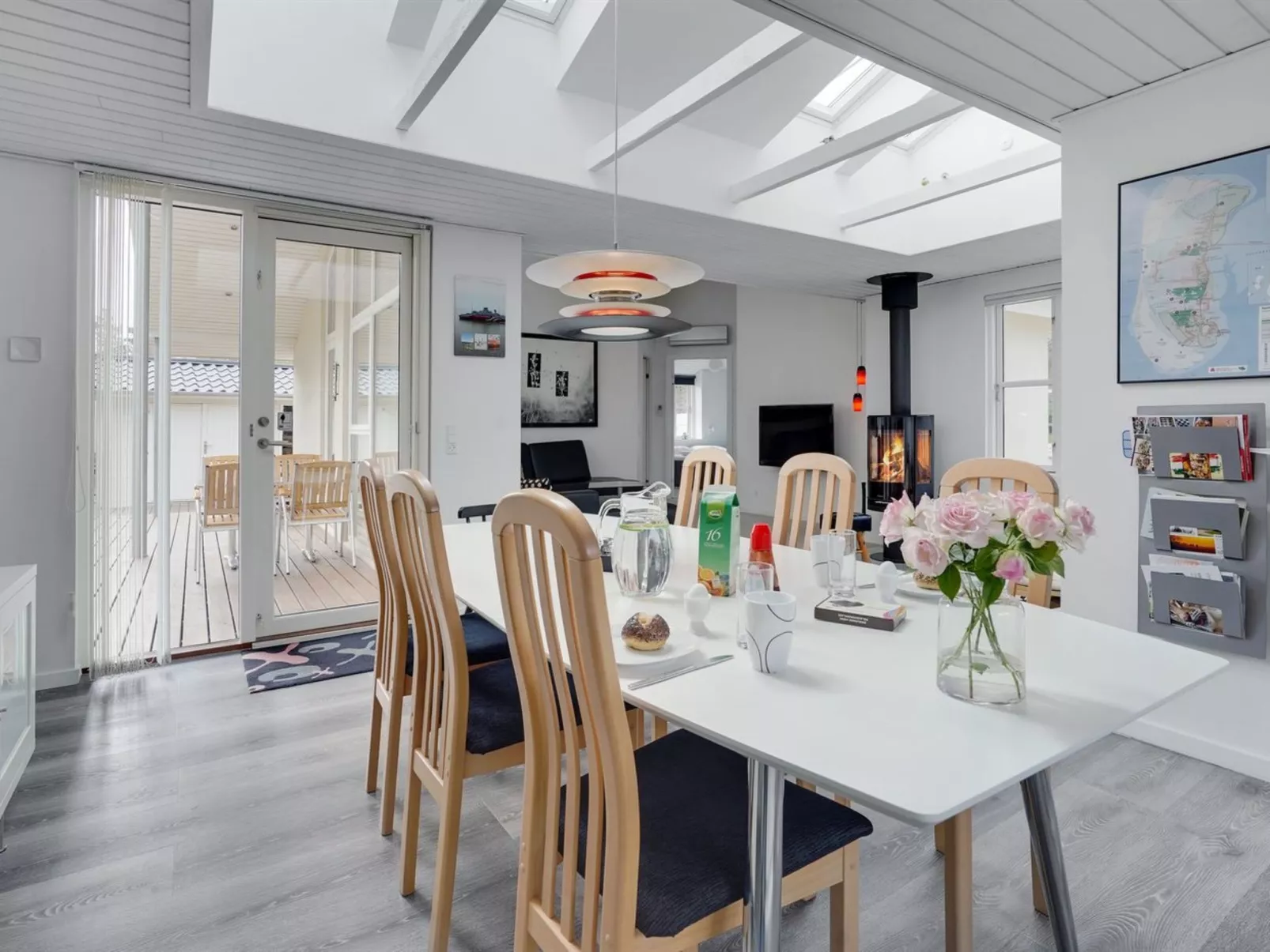"Lella" - 2.3km from the sea-Binnen