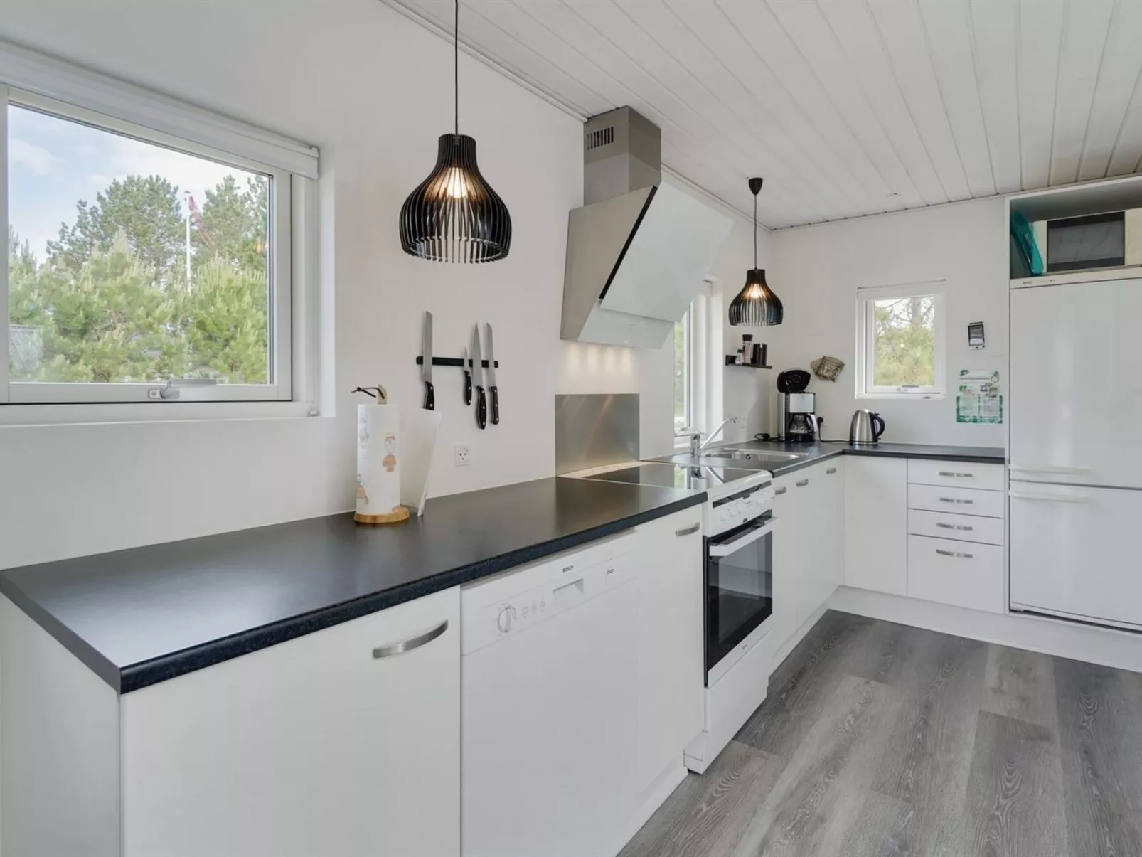"Lella" - 2.3km from the sea-Binnen