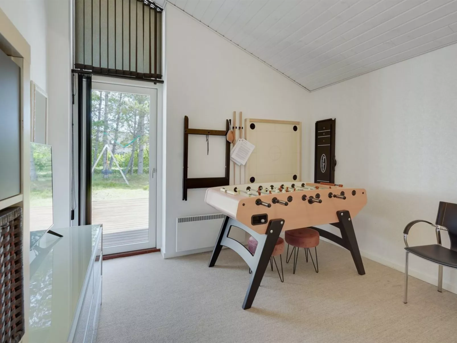 "Lella" - 2.3km from the sea-Binnen