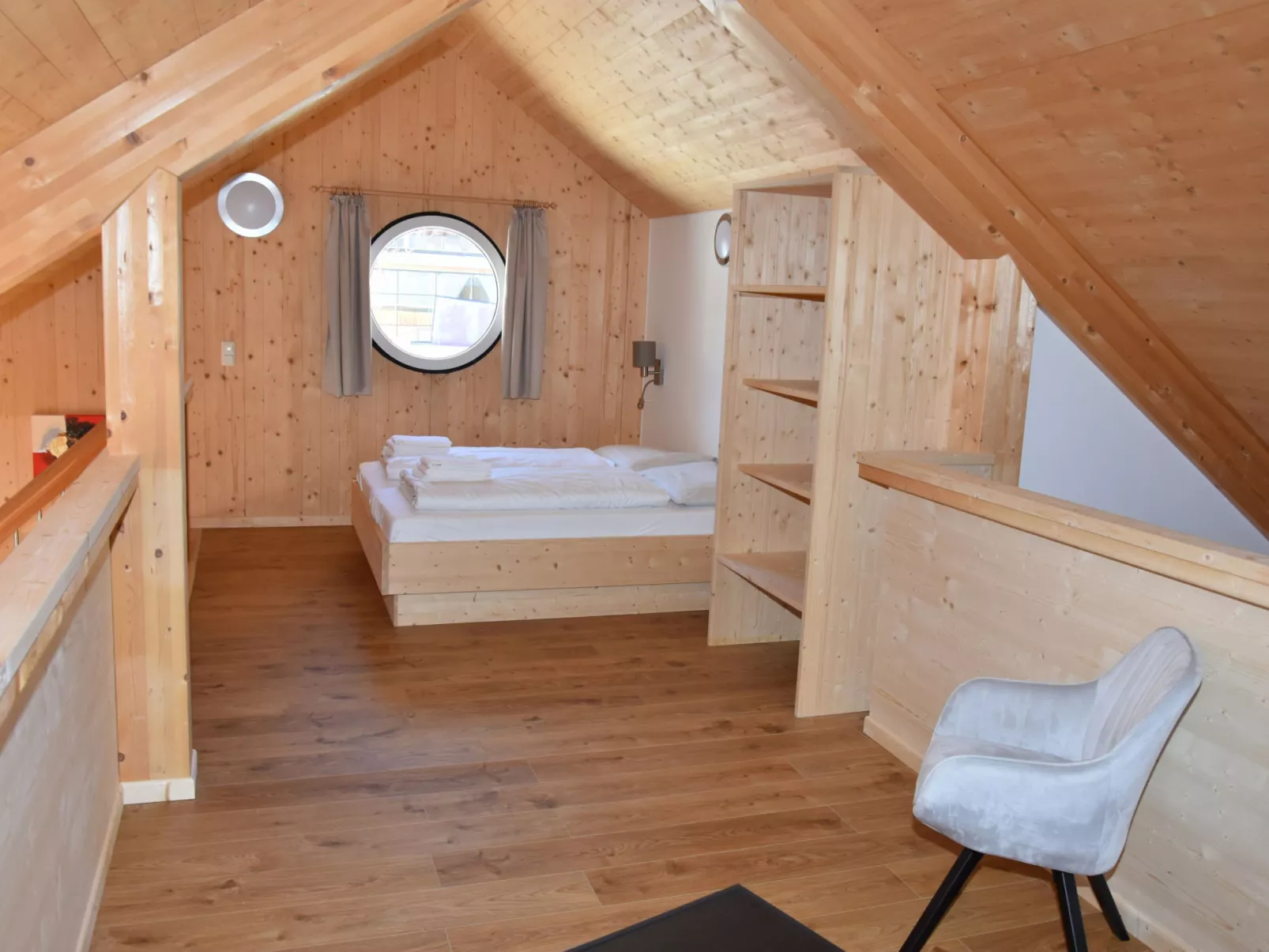Mit 3 Schlafzimmern & IR-Sauna-Binnen