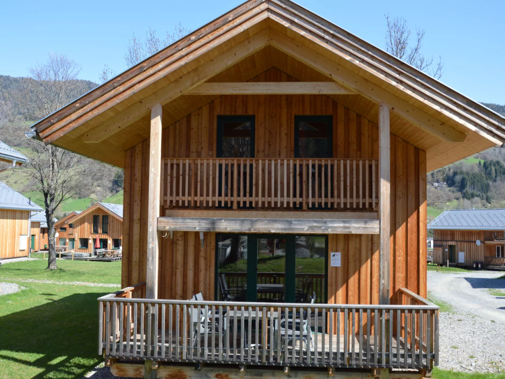 Chalet mit 2 Schlafzimmern & IR-Sauna-Buiten