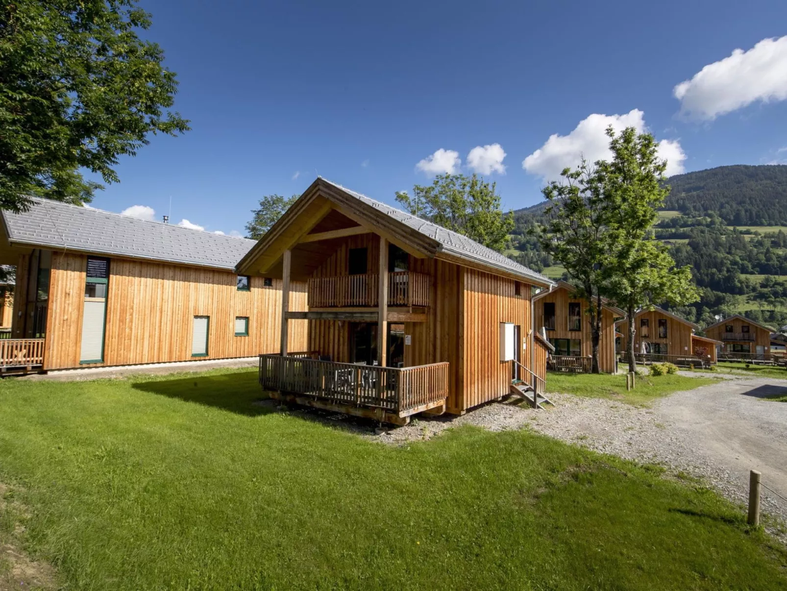 Chalet mit 2 Schlafzimmern & IR-Sauna-Buiten