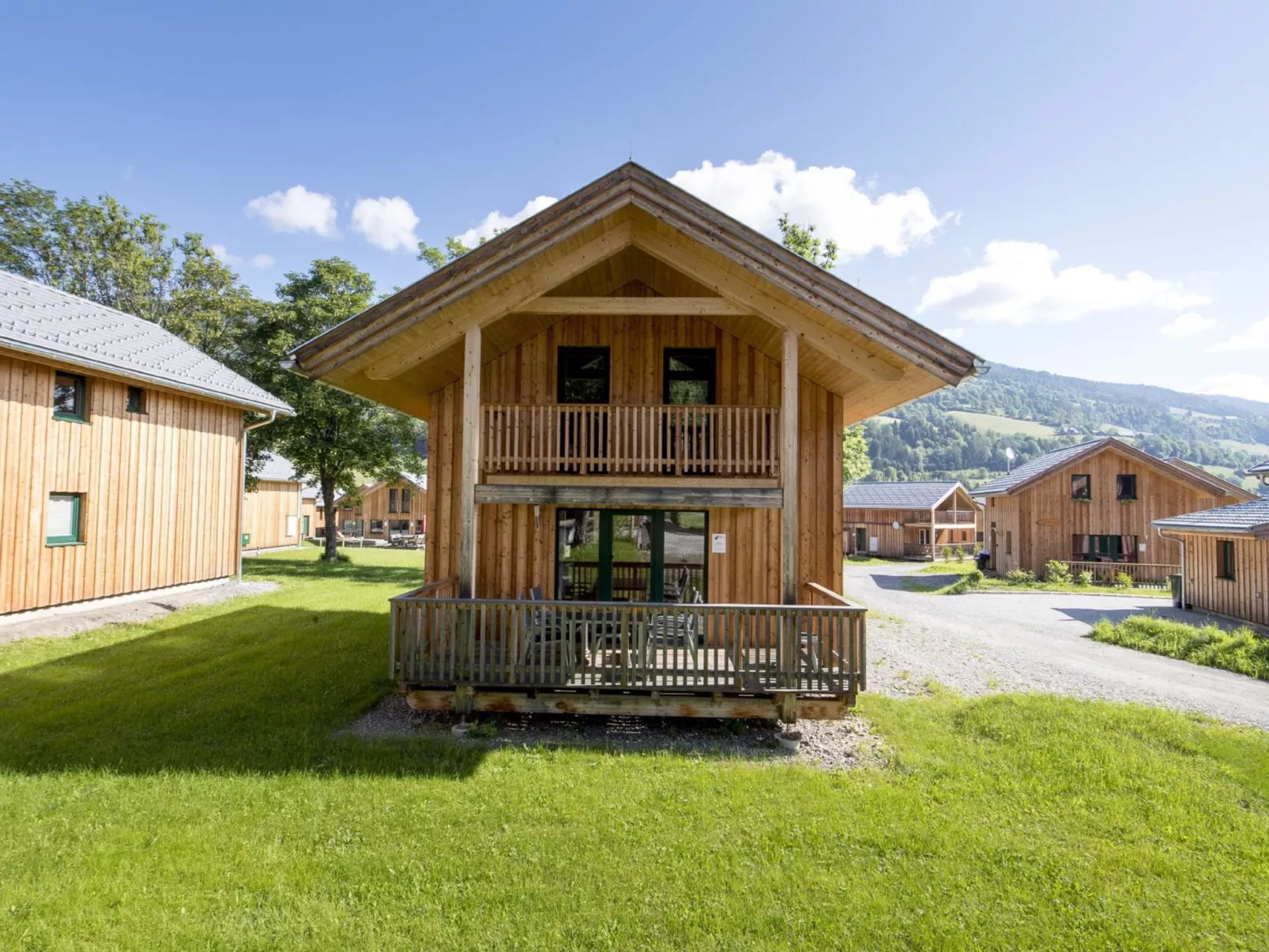 Chalet mit 2 Schlafzimmern & IR-Sauna-Buiten