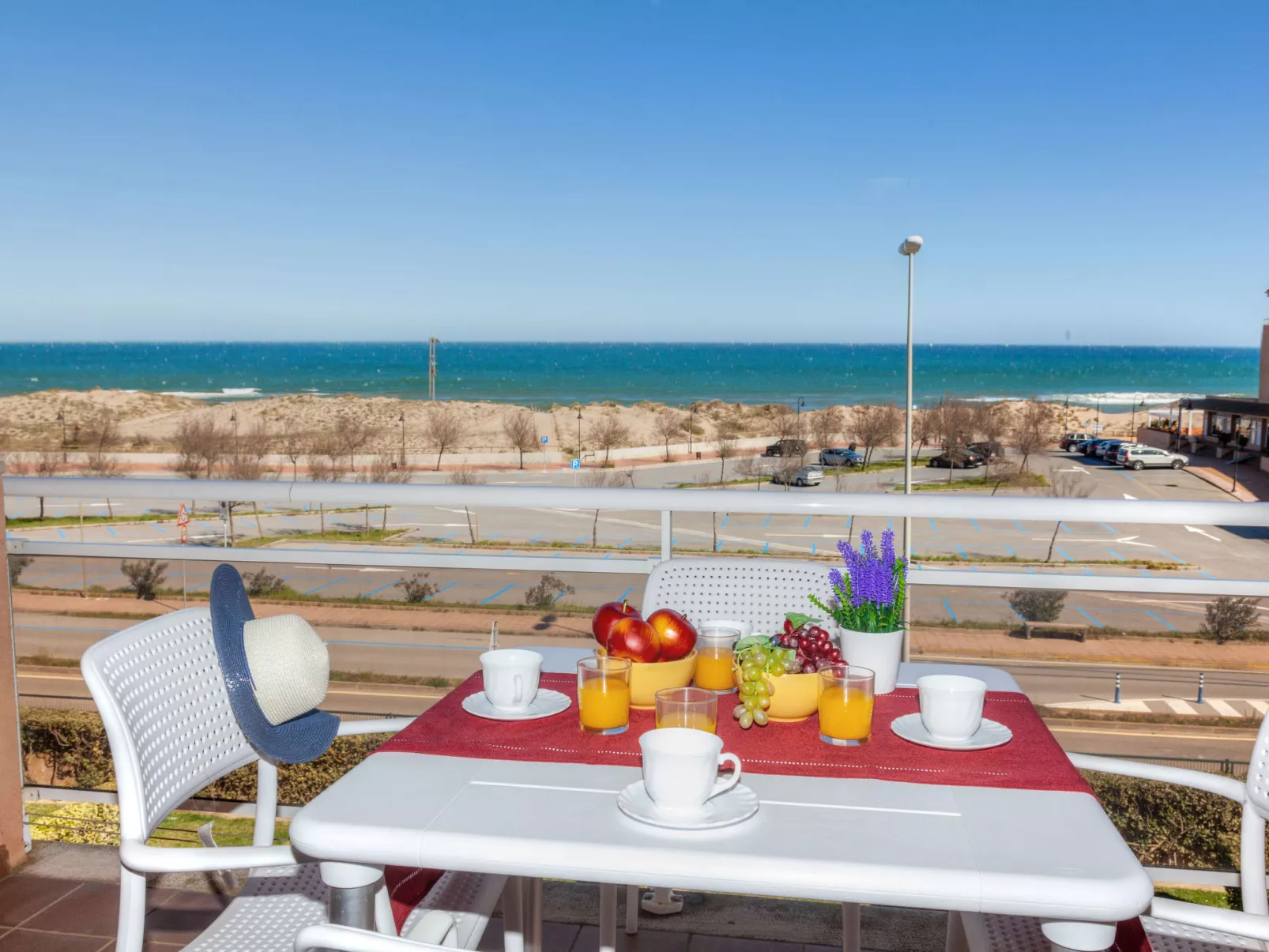 "Port Pals Sea View"-Binnen