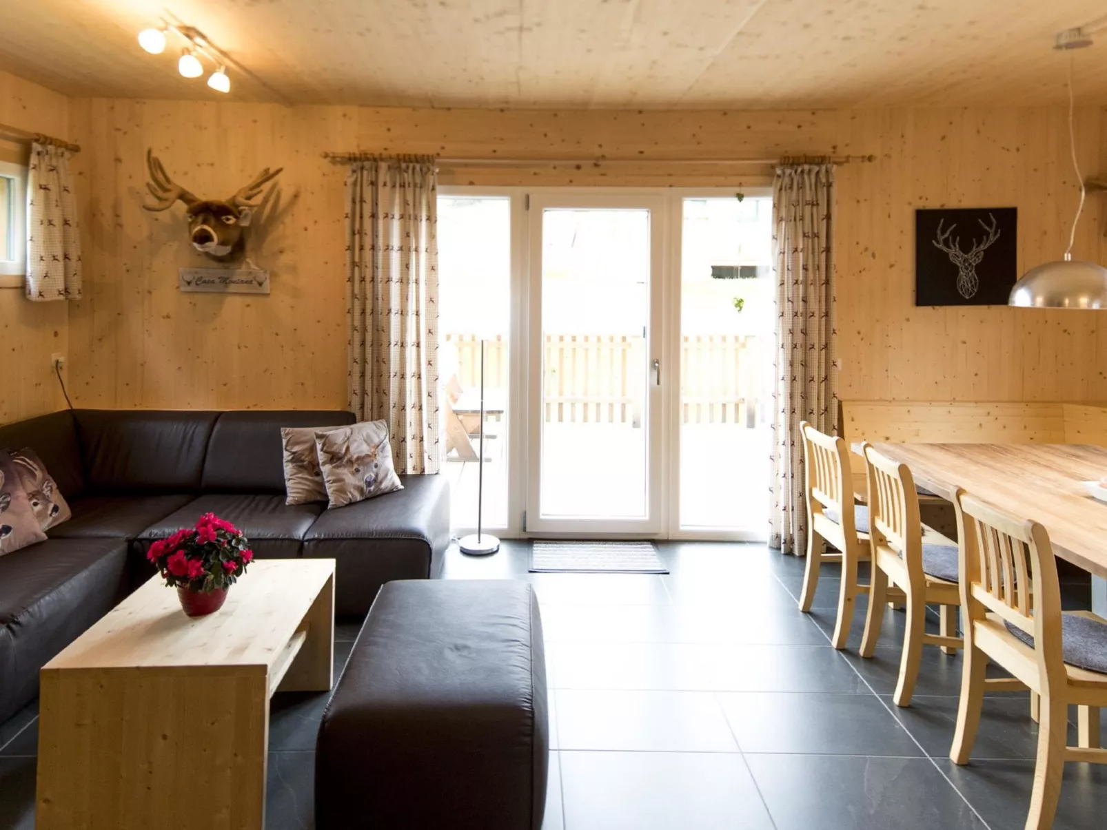 Chalet mit 4 Schlafzimmern-Binnen