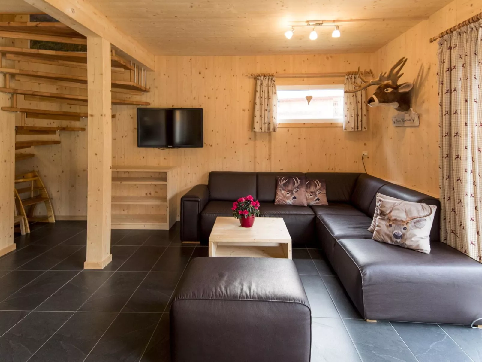 Chalet mit 4 Schlafzimmern-Binnen