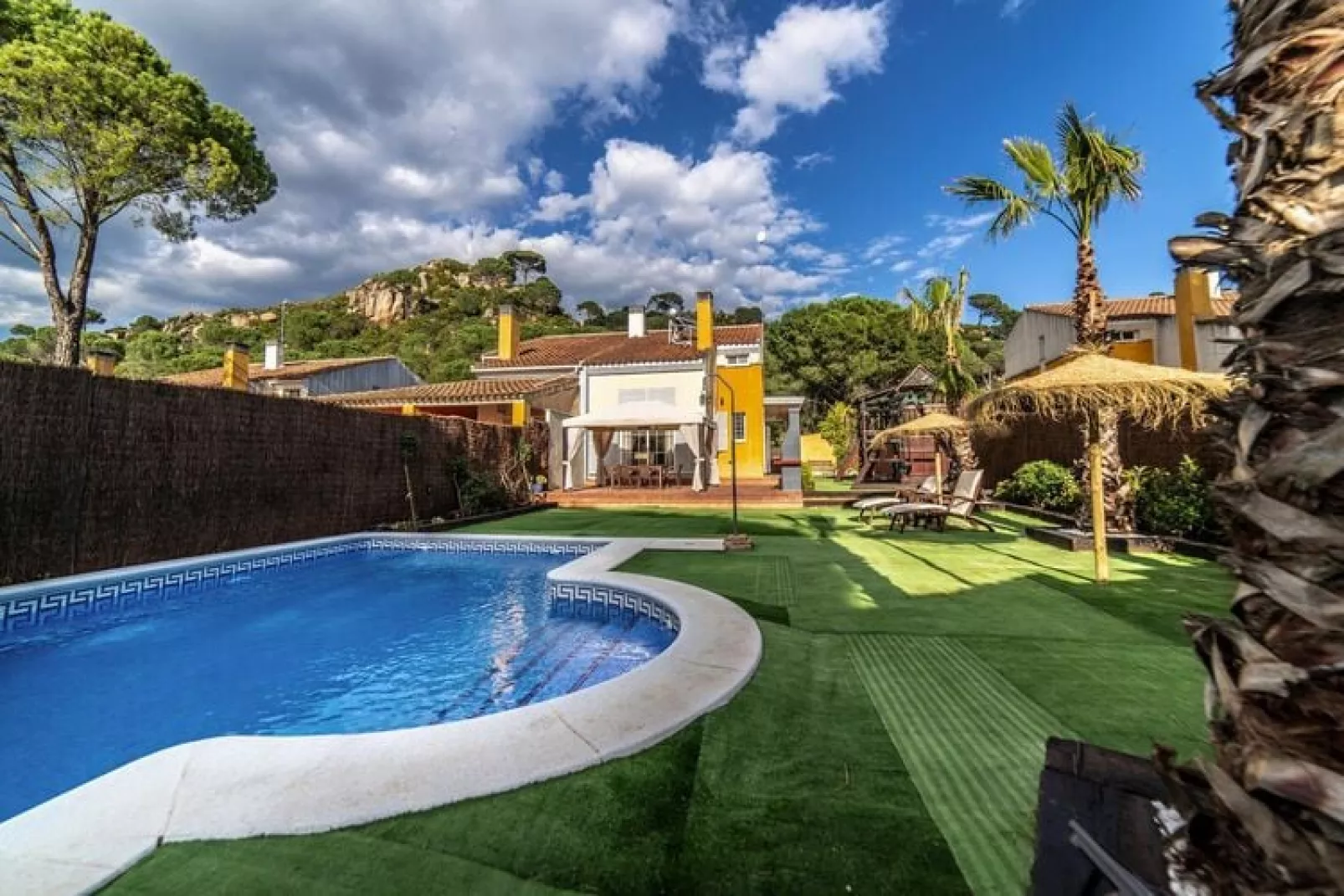 Haus in las Jaras - CT 120 CO 4 PAX