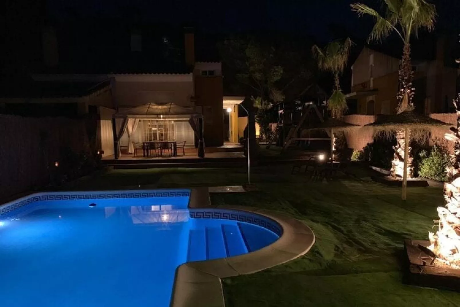 Haus in las Jaras - CT 120 CO 4 PAX-Zwembad
