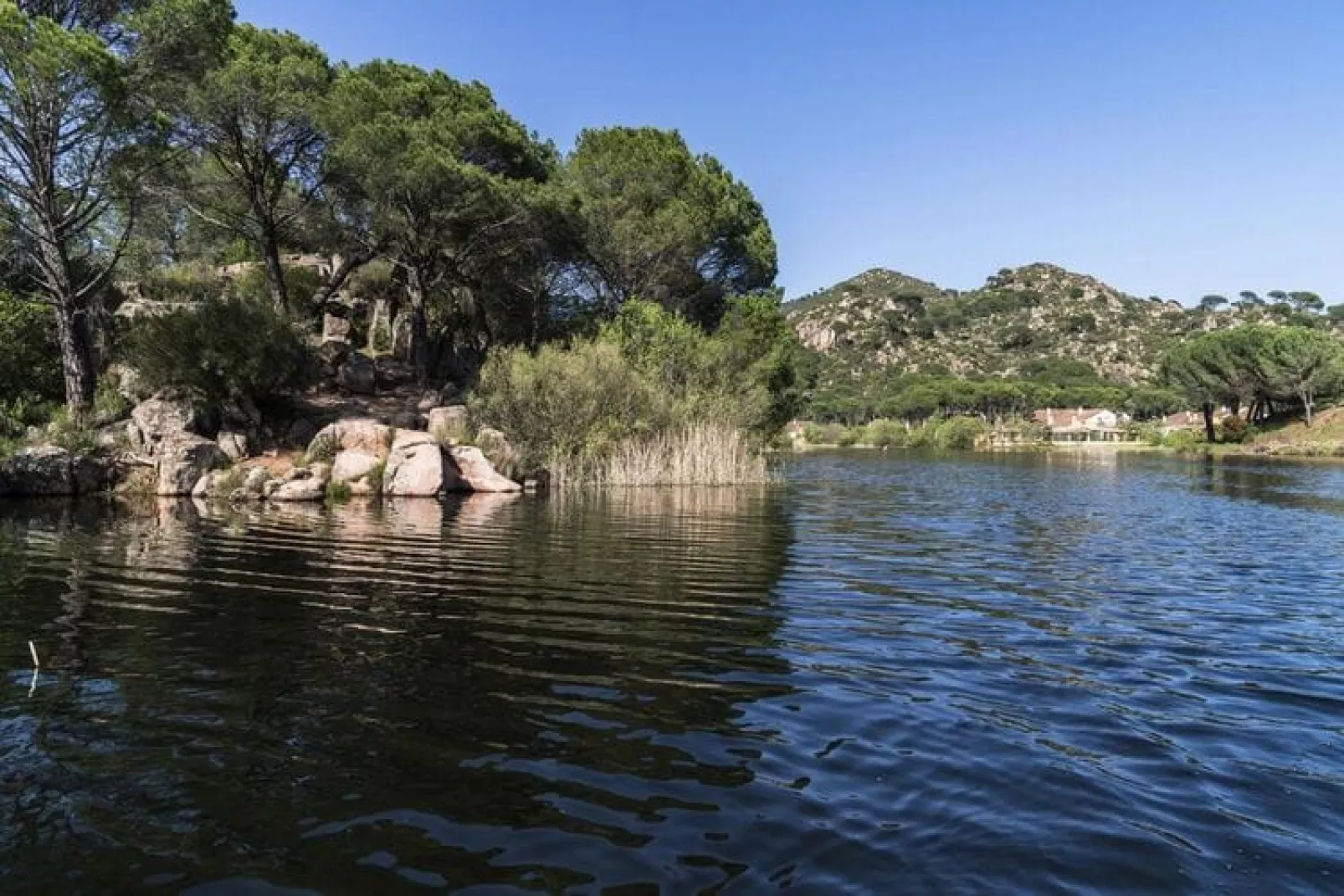 Haus in las Jaras - CT 120 CO 4 PAX-Waterzicht