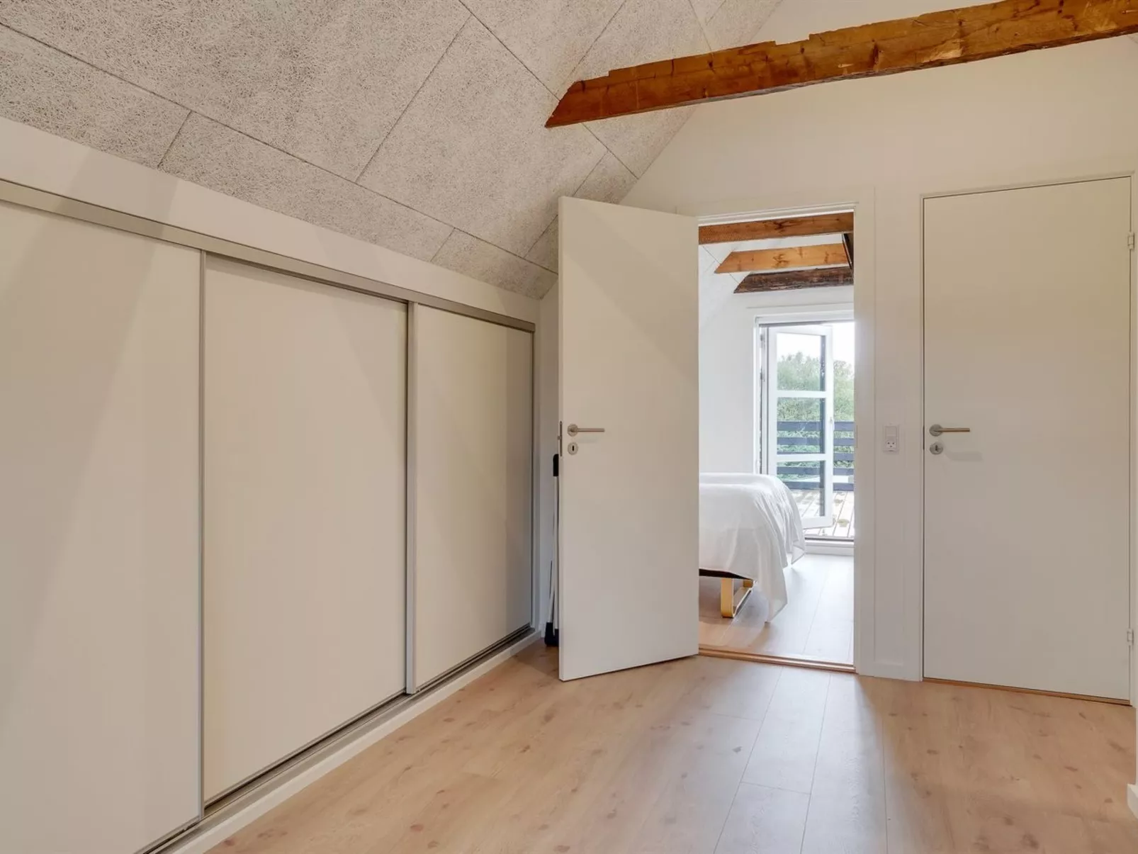 "Janick" - 400m from the sea-Buiten