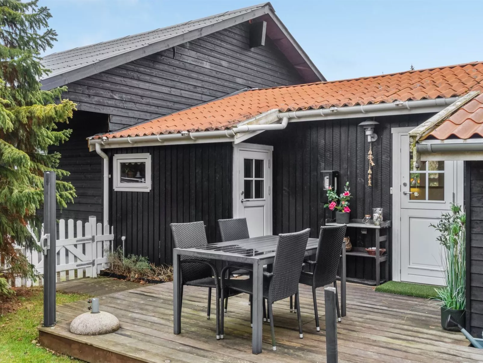 "Gabi" - 700m from the sea-Binnen