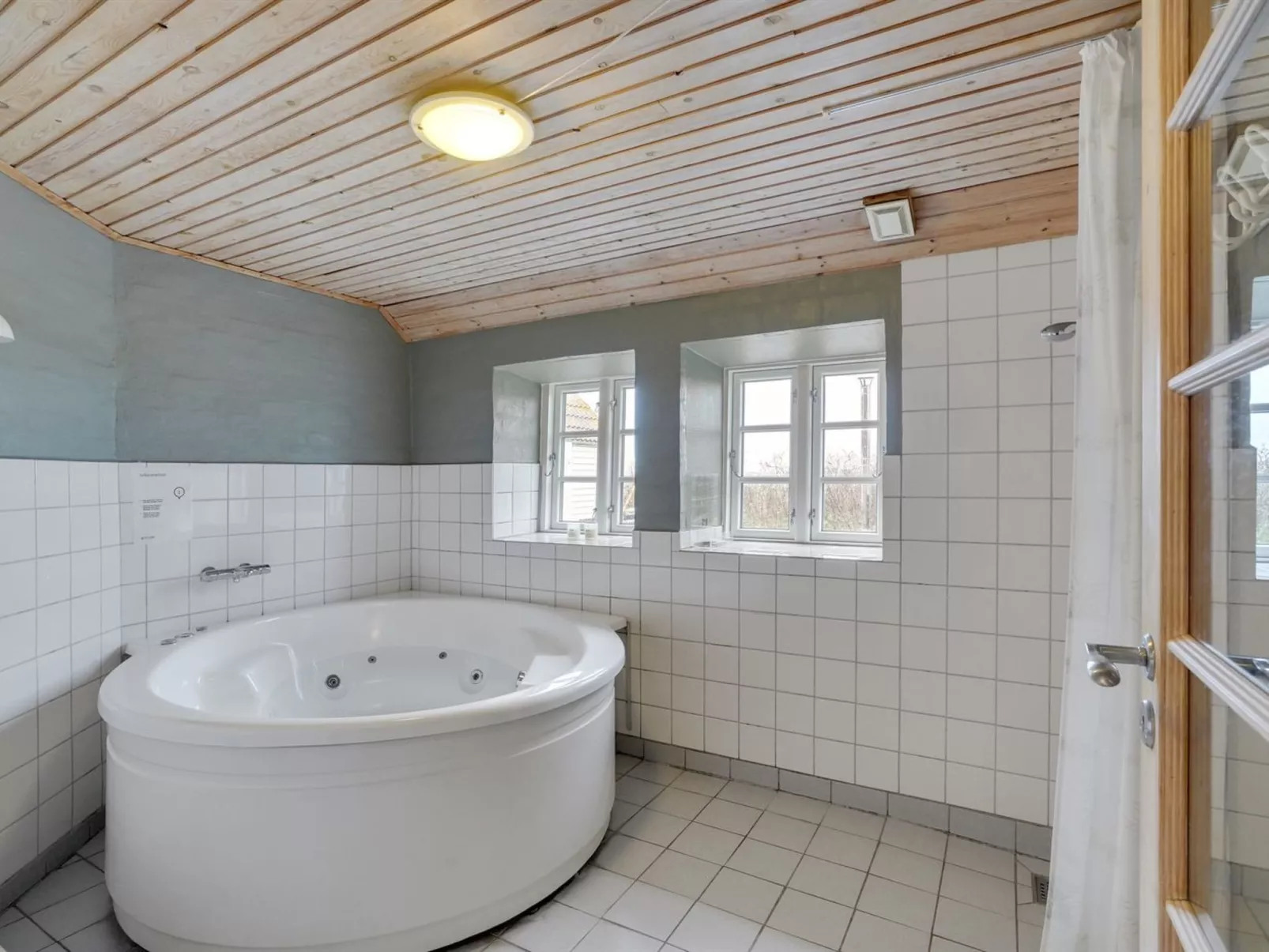 "Answald" - 250m from the sea-Binnen